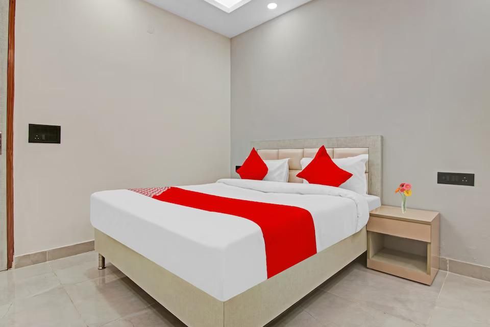 Standard Room 102