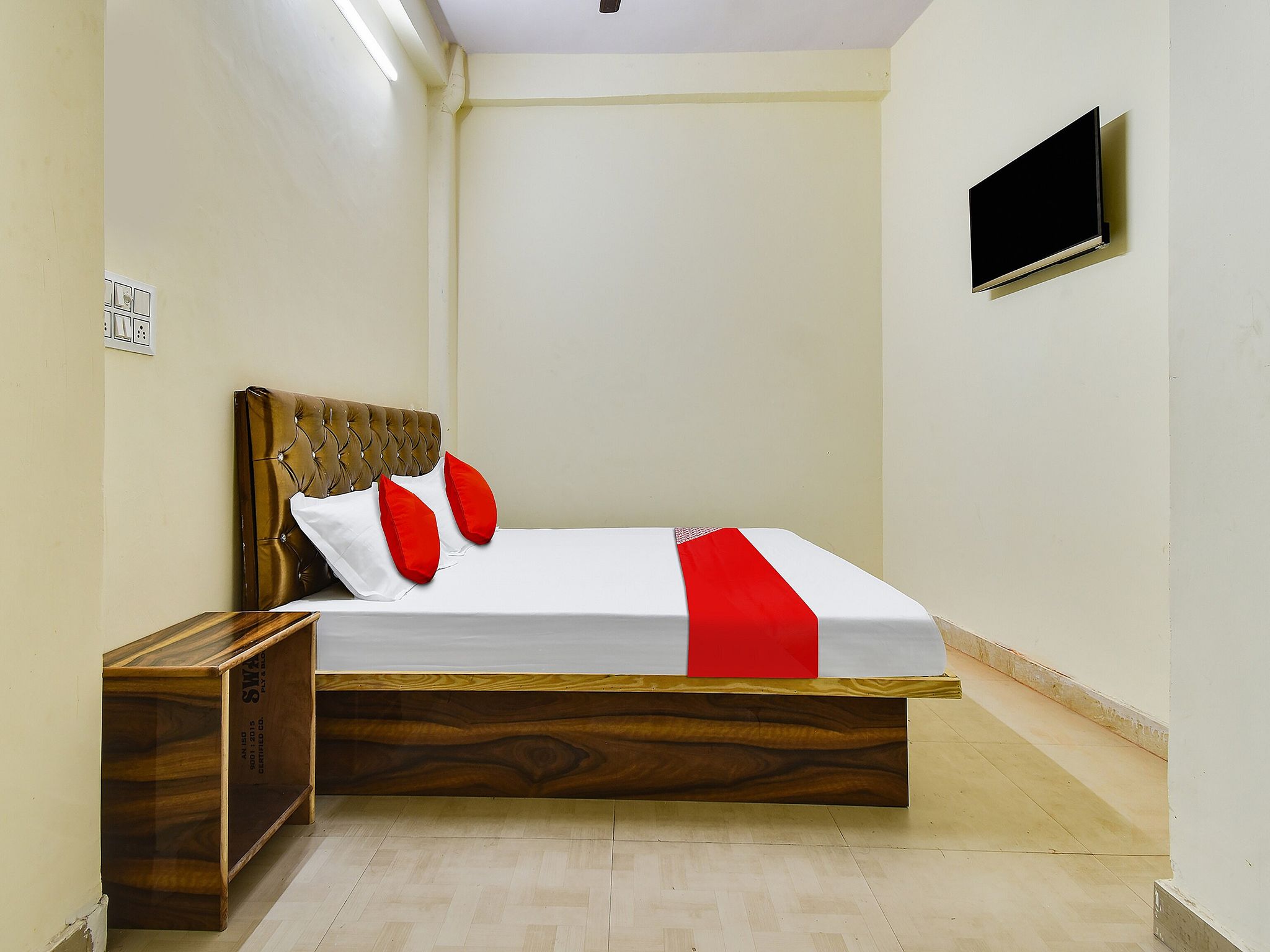 Hotel O Royal Inn Classic 6