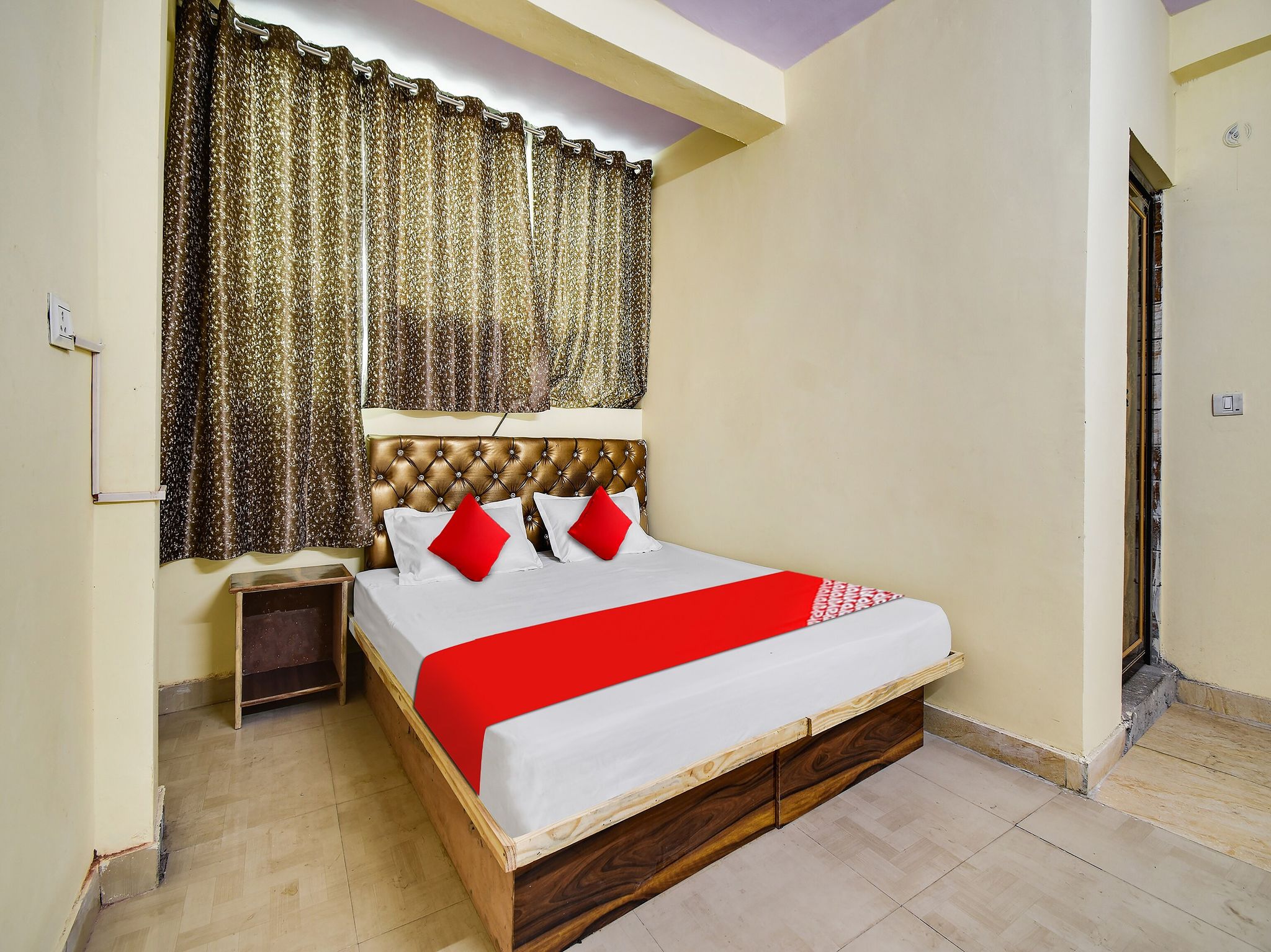 Hotel O Royal Inn Classic 8