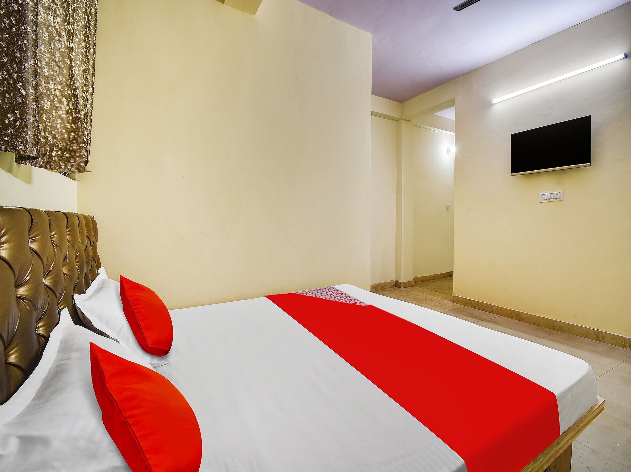 Hotel O Royal Inn Classic 9