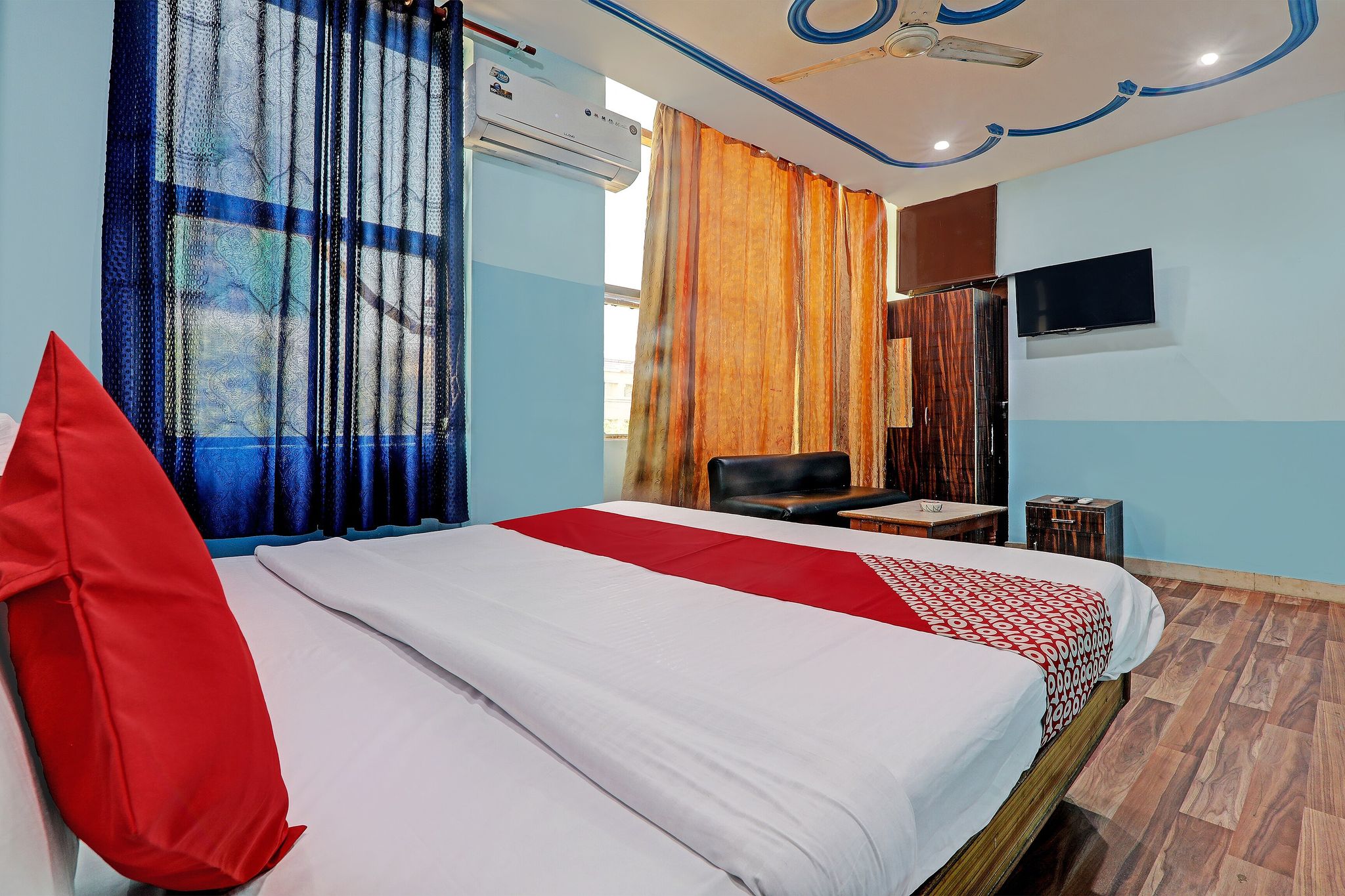 Hotel O WHITE SWAN Classic 11