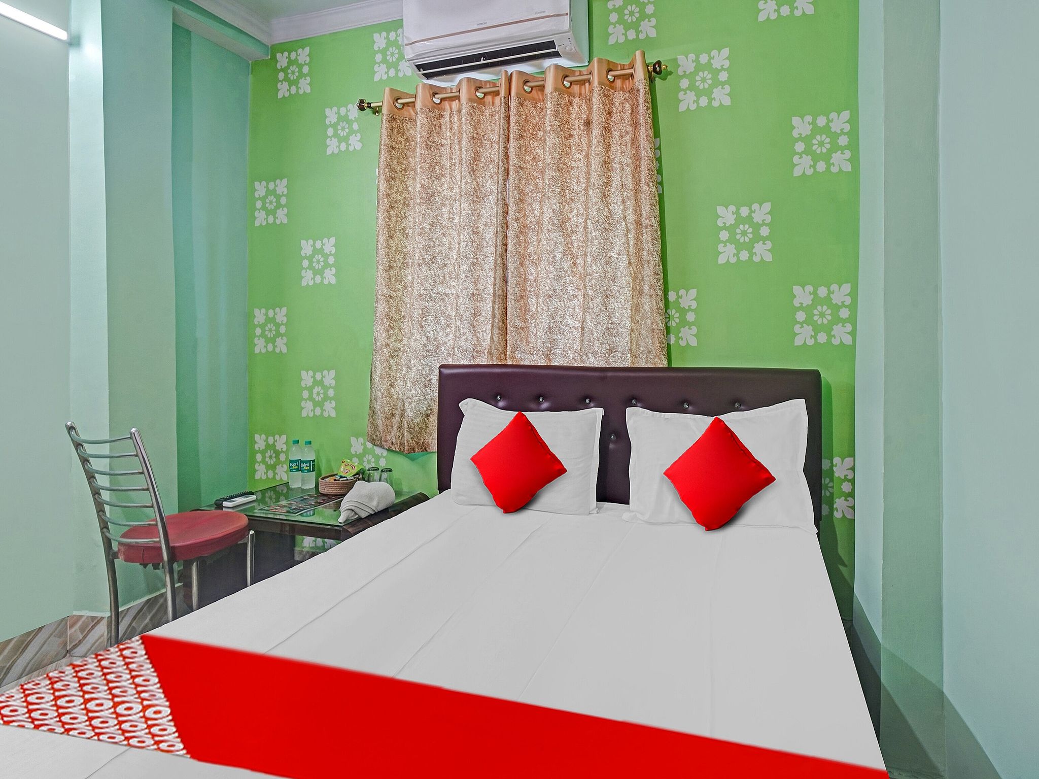 Hotel o Novelty Garden Classic 8