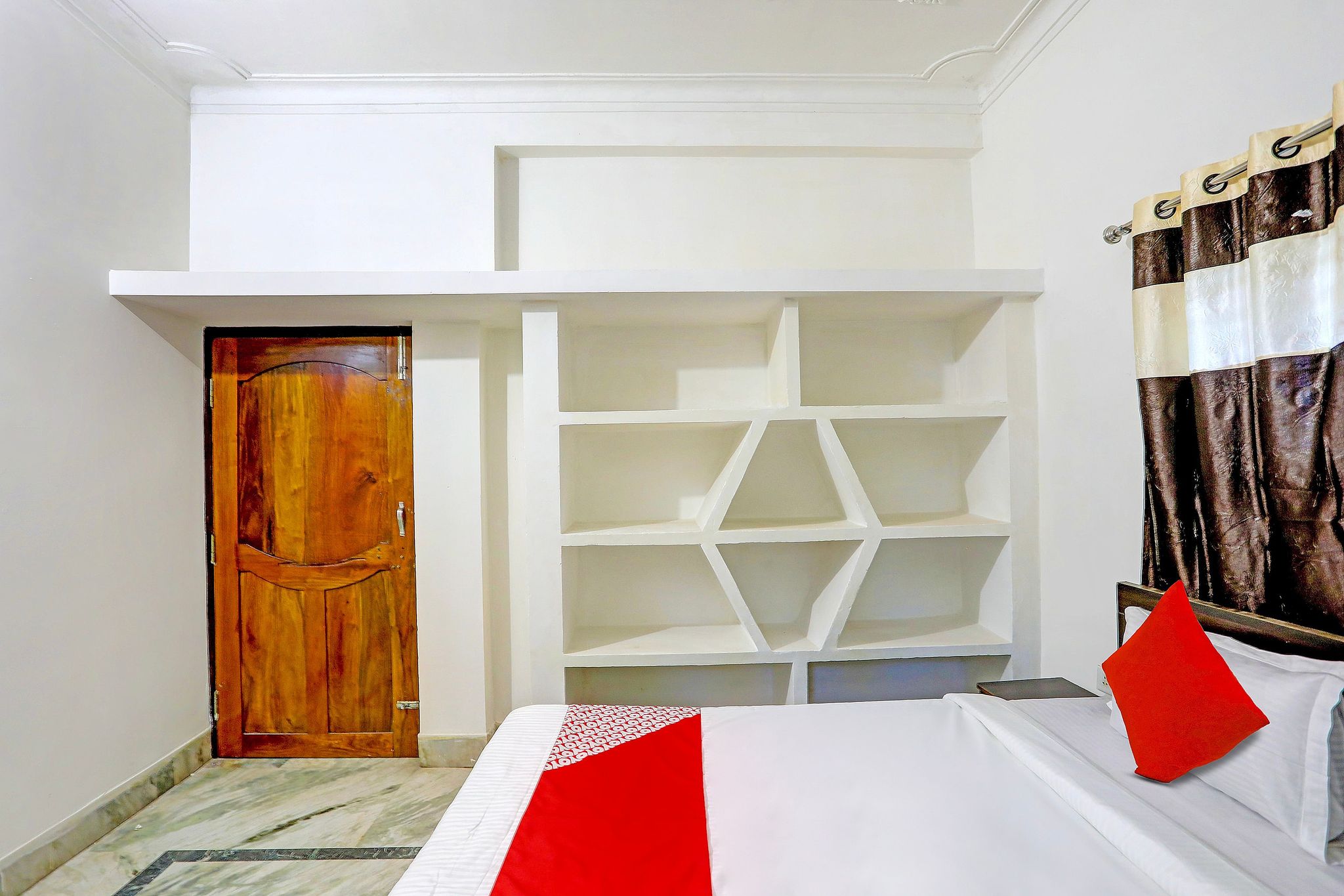 Hotel O GANPATI GUEST HOUSE Classic 8