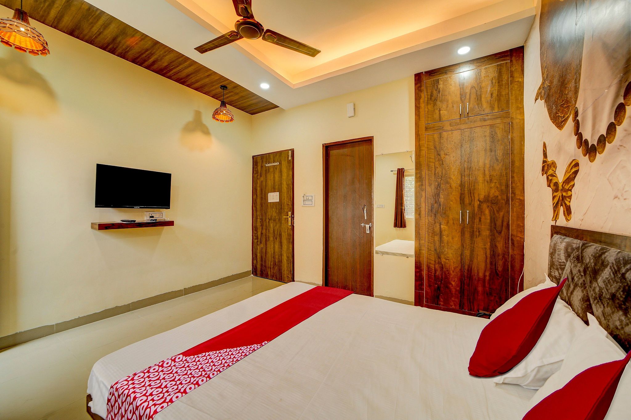 Hotel O by OYO The Angel Palace Classic 13