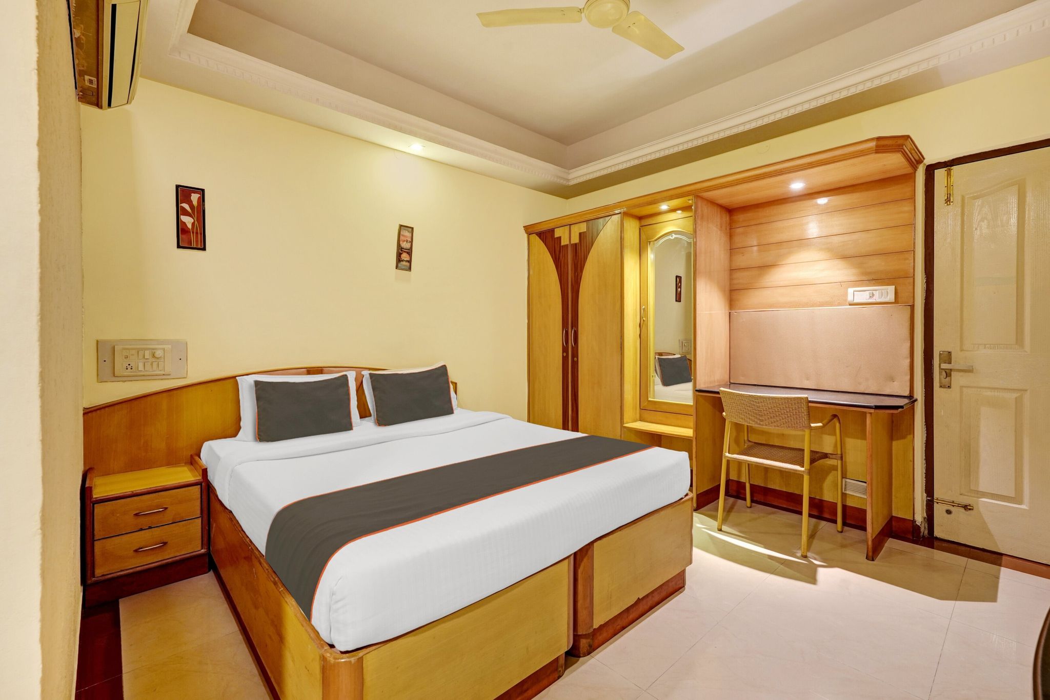 Super Collection O Bannerghatta Road Near IIM Bangalore Classic 18