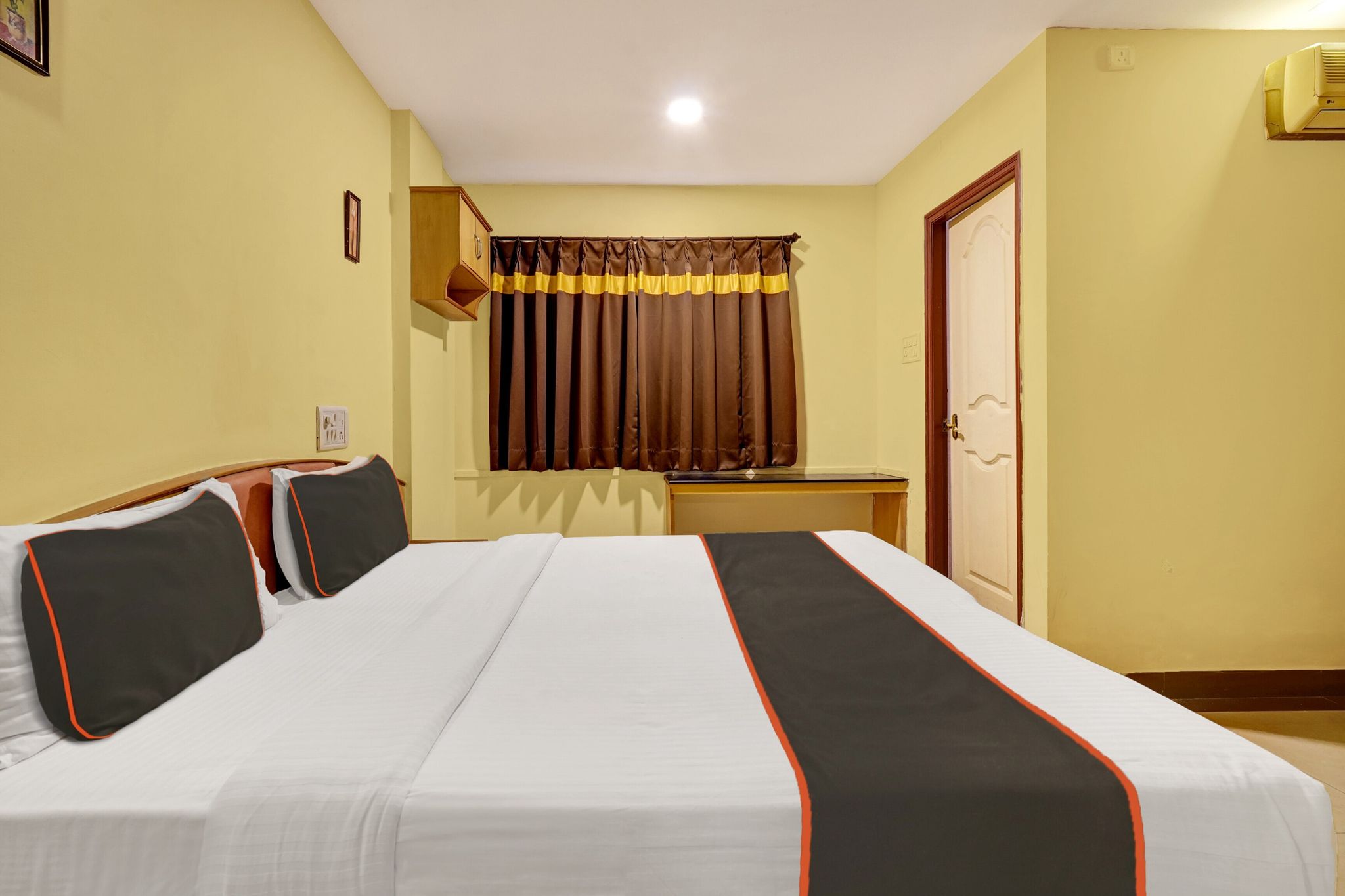 Super Collection O Bannerghatta Road Near IIM Bangalore Classic 13