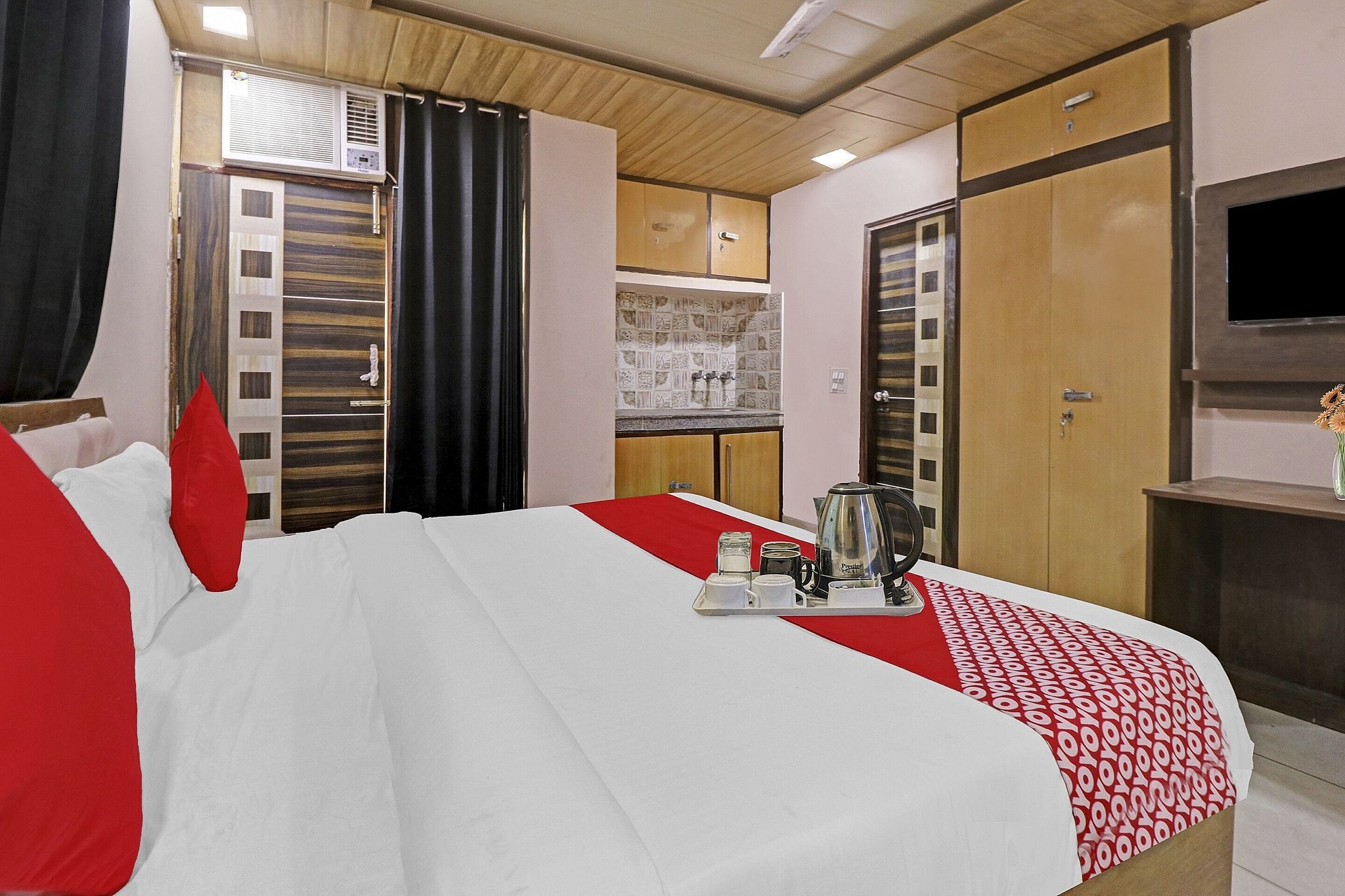 OYO 90274 Hotel Knight Inn Classic 11