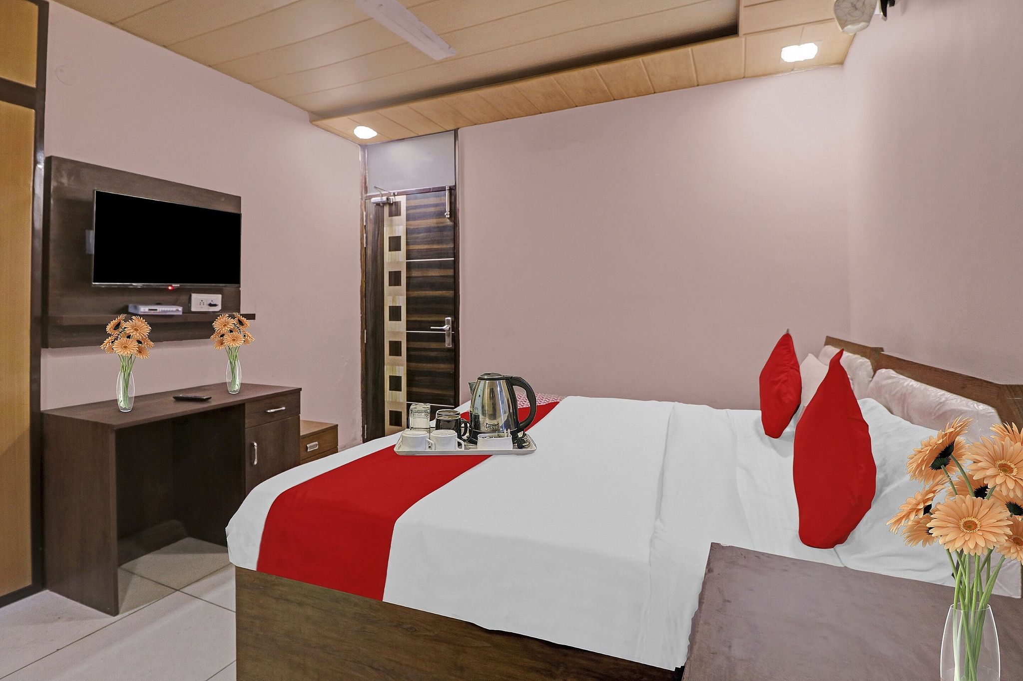 OYO 90274 Hotel Knight Inn Classic 8