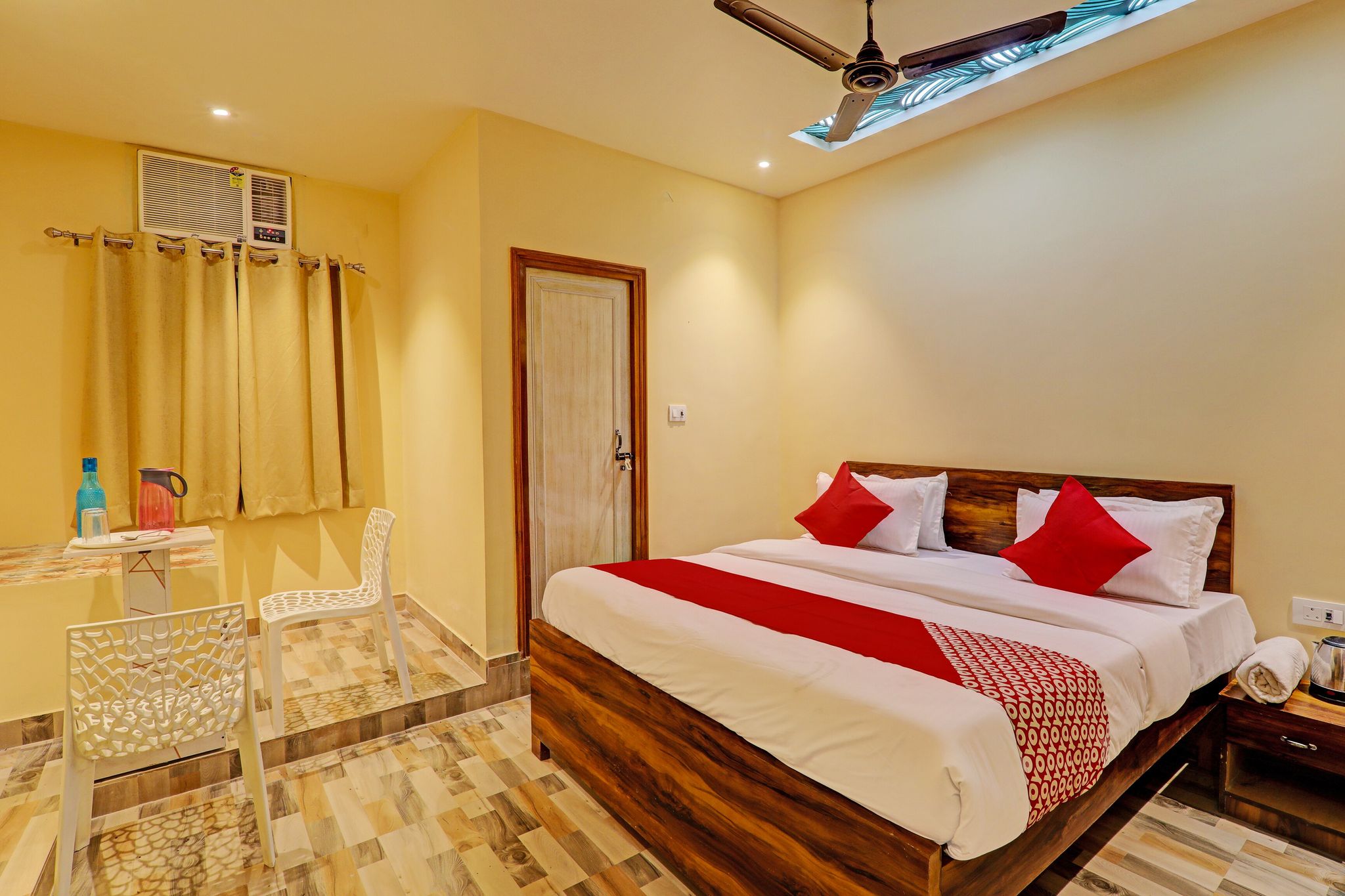 Hotel O Royal Regency Palace Classic