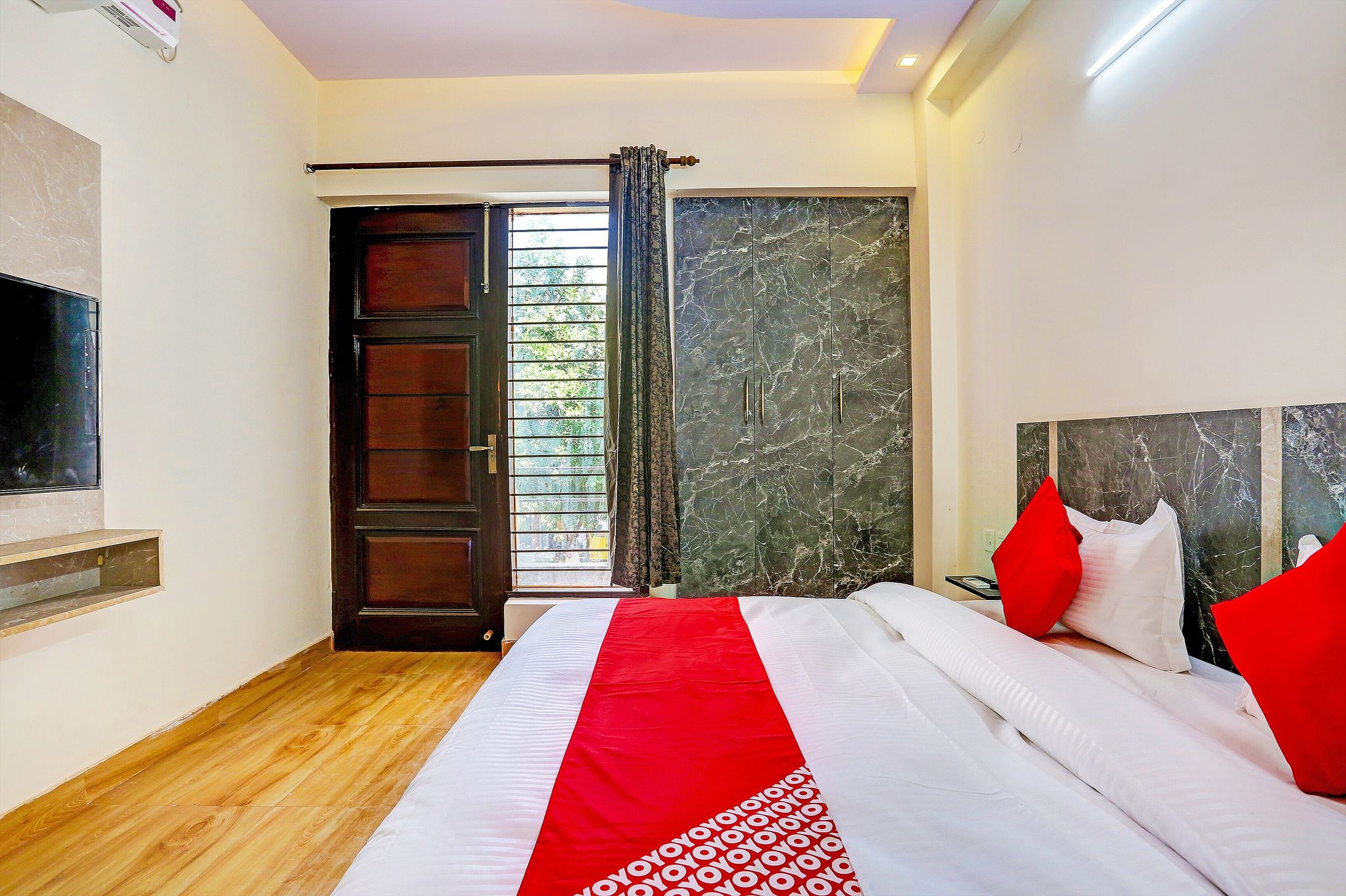 Hotel O Spring Brook Classic 14