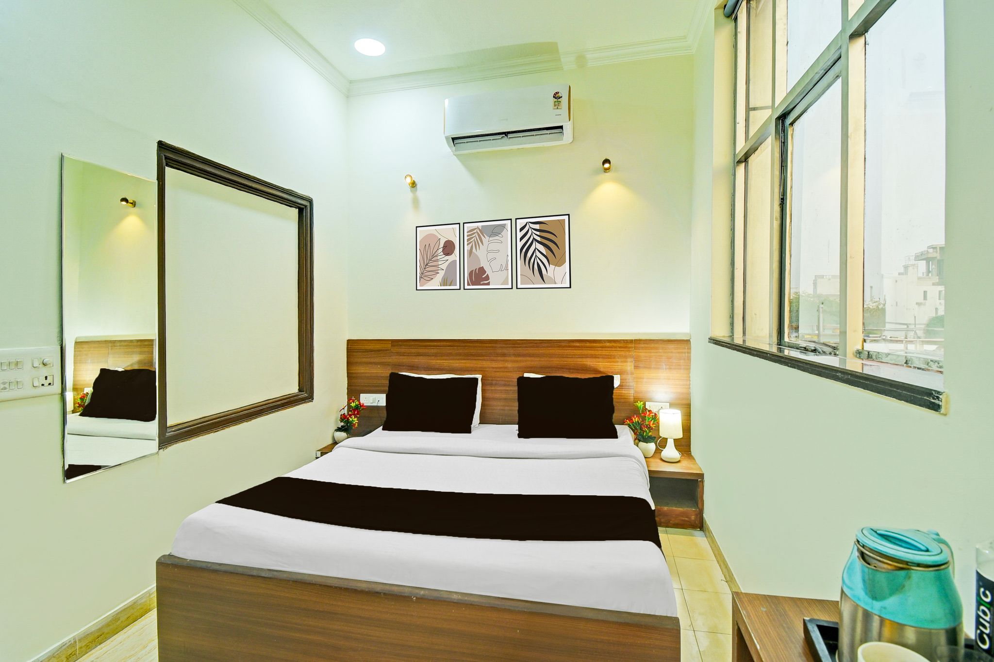 Super Townhouse JLN Marg formerly Ritz Residency Classic 4