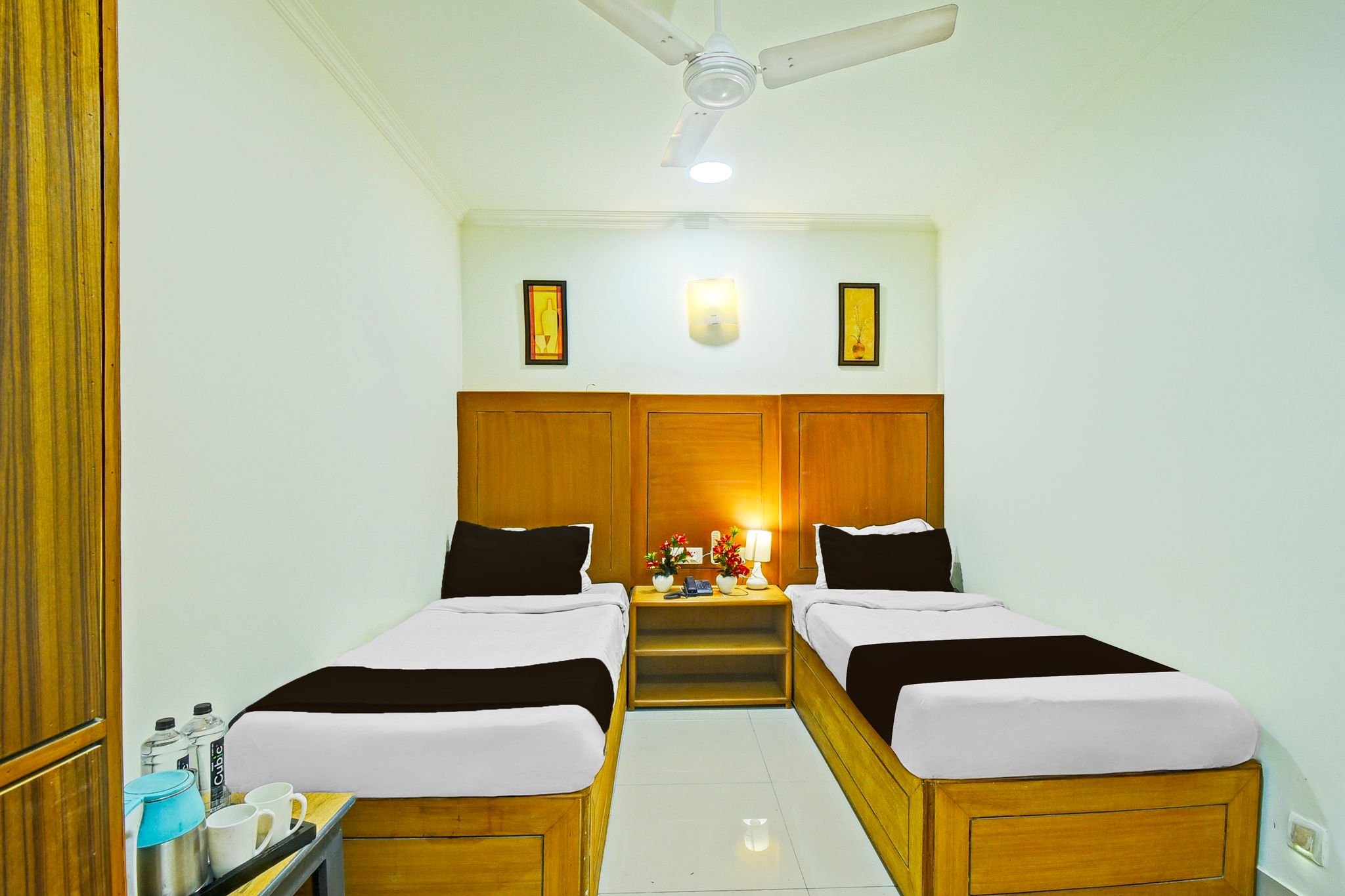 Super Townhouse JLN Marg formerly Ritz Residency Classic 9
