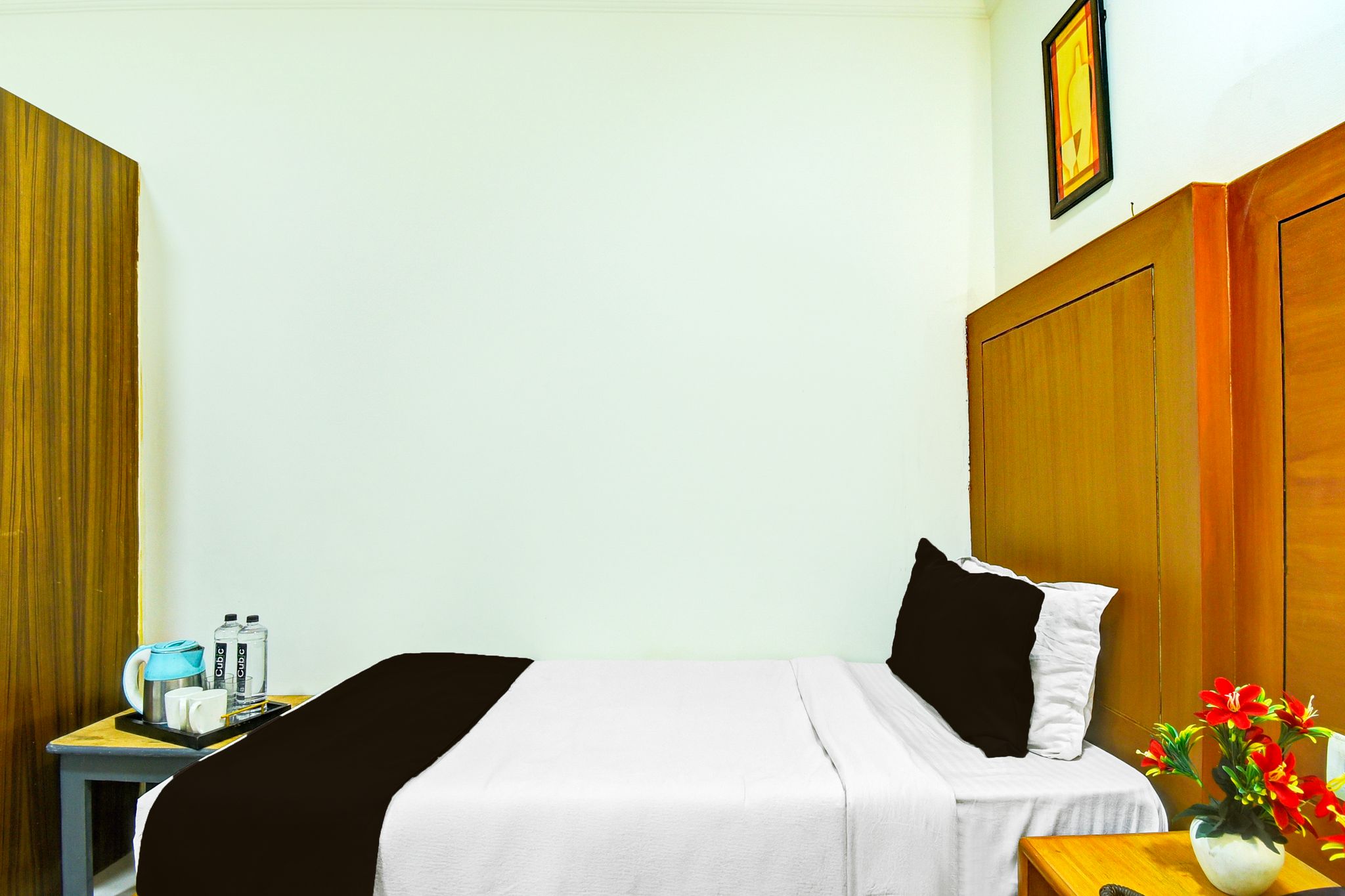 Super Townhouse JLN Marg formerly Ritz Residency Classic 8