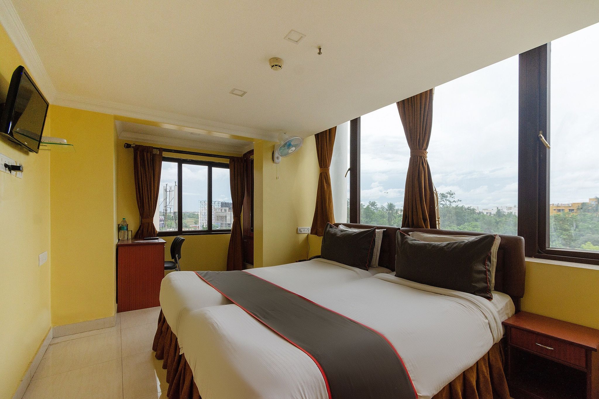 Collection O Raj Darbar Near City Centre Classic 10