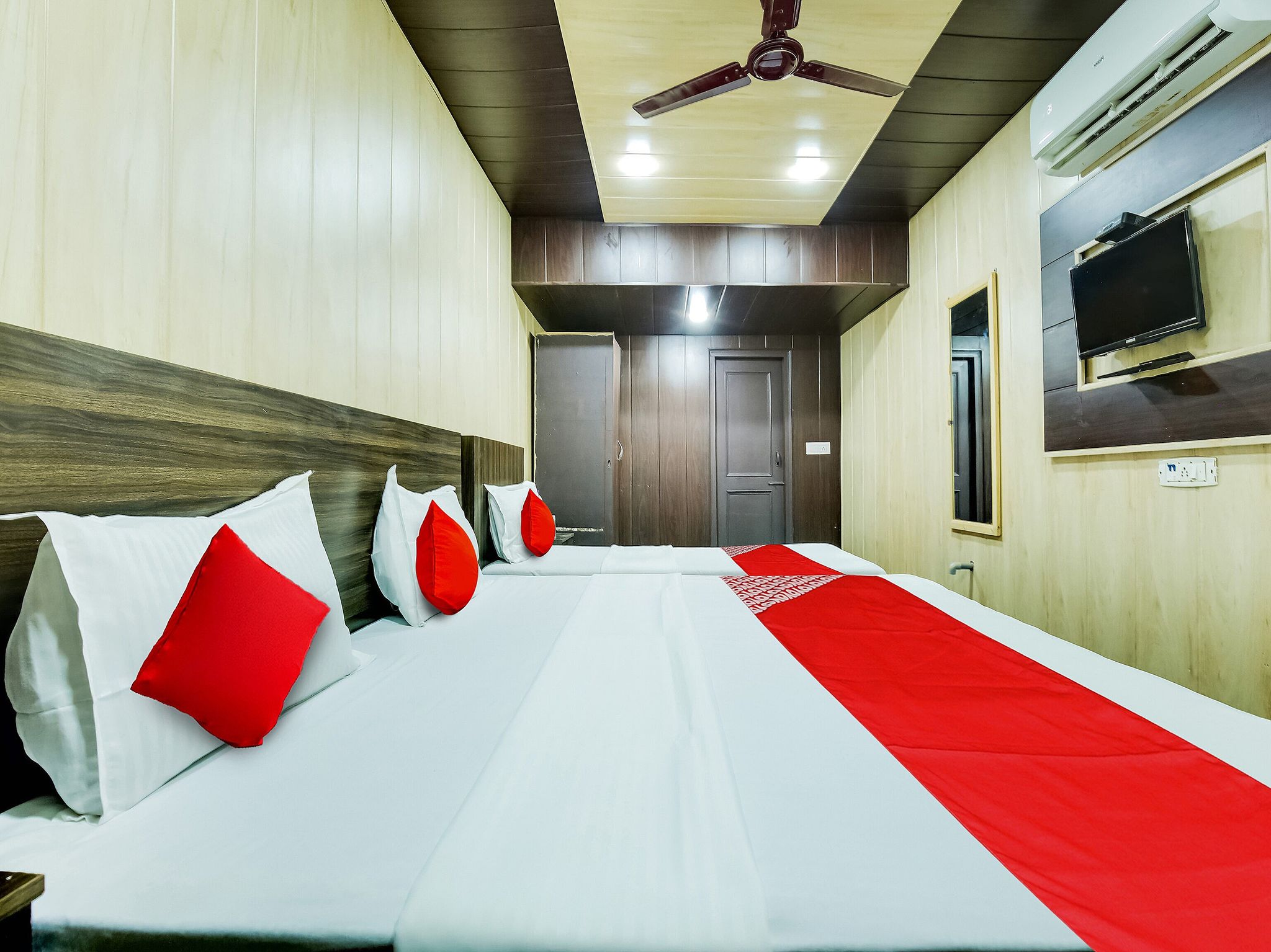 Townhouse Haibowal Chowk Near DMC Classic 6