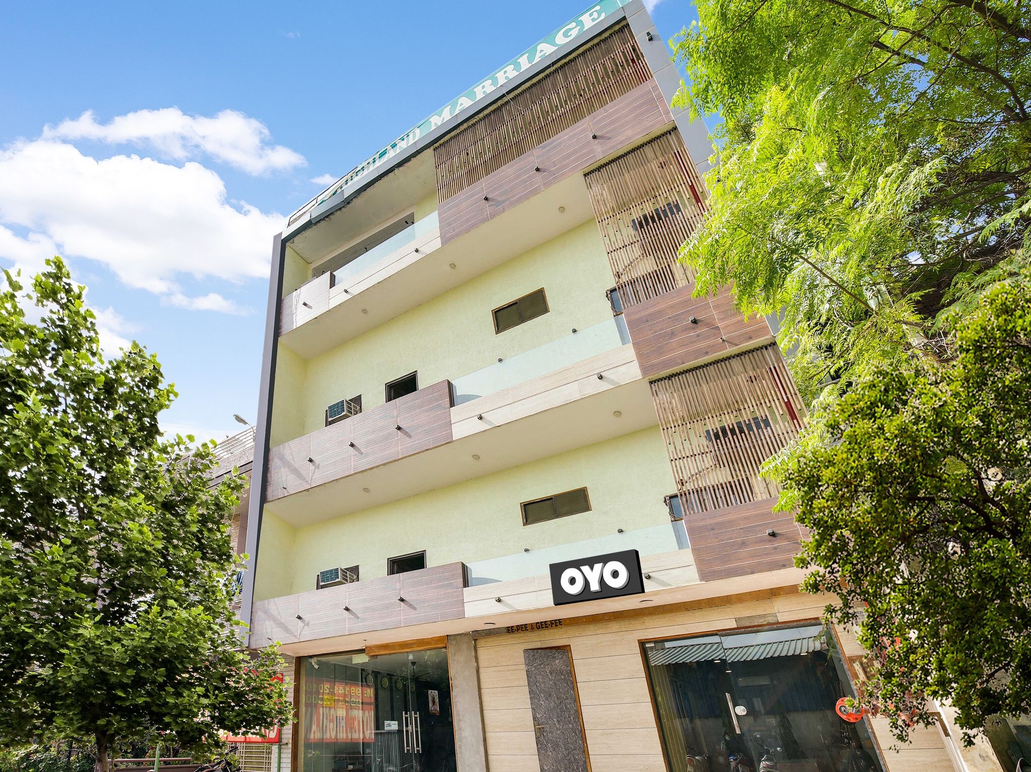 Townhouse Haibowal Chowk Near DMC