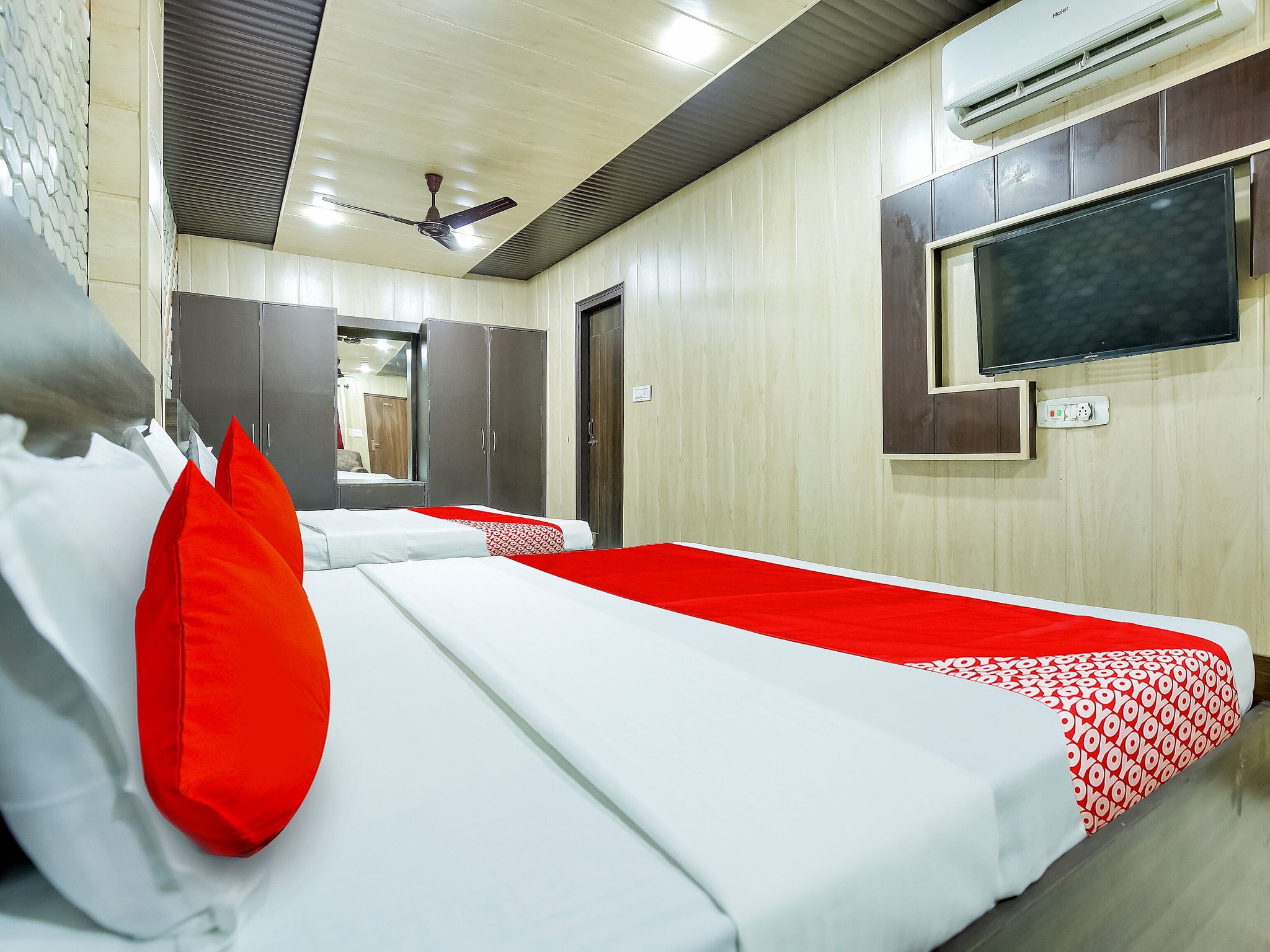 Townhouse Haibowal Chowk Near DMC Classic 12