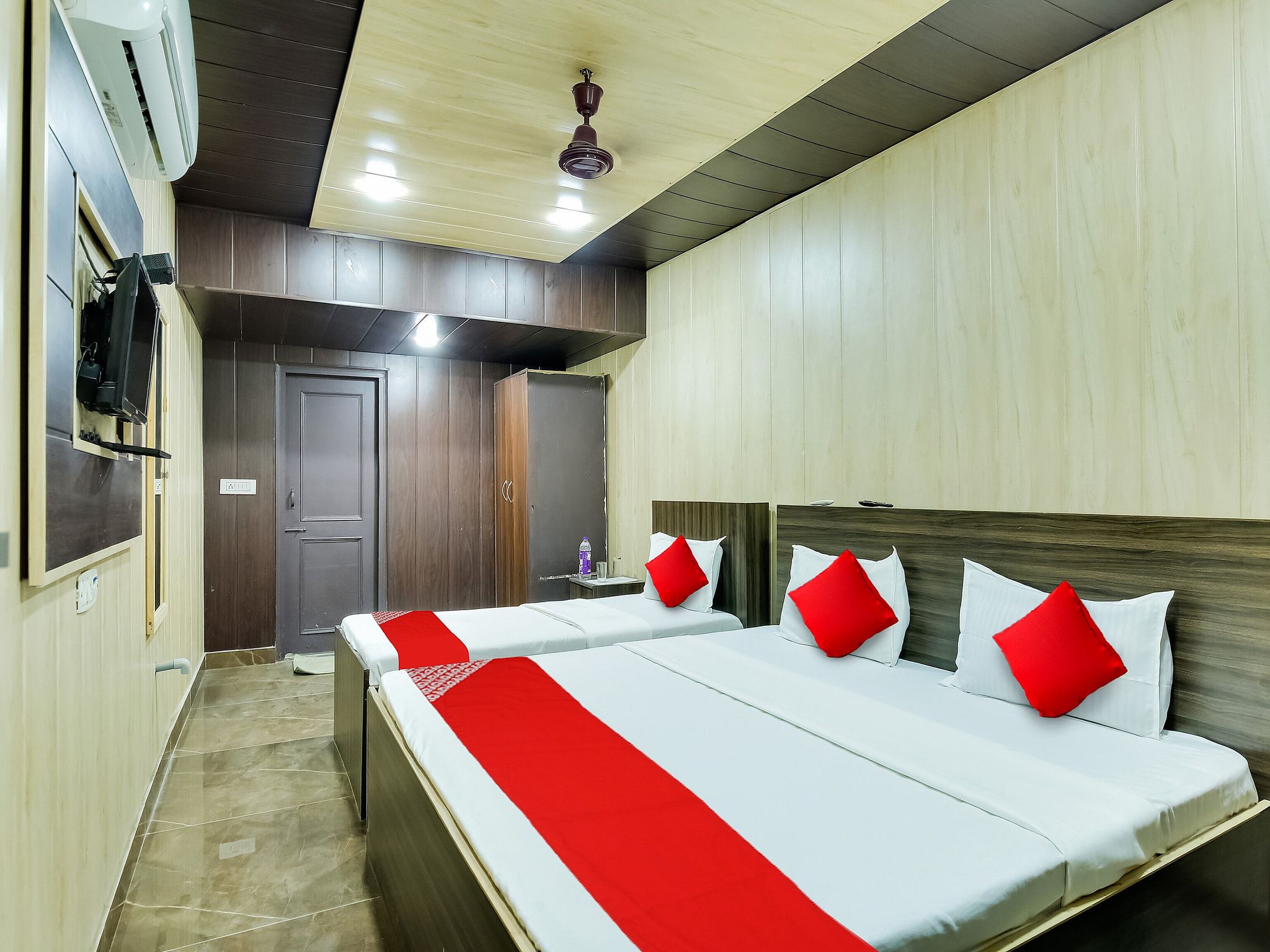 Townhouse Haibowal Chowk Near DMC Classic 3