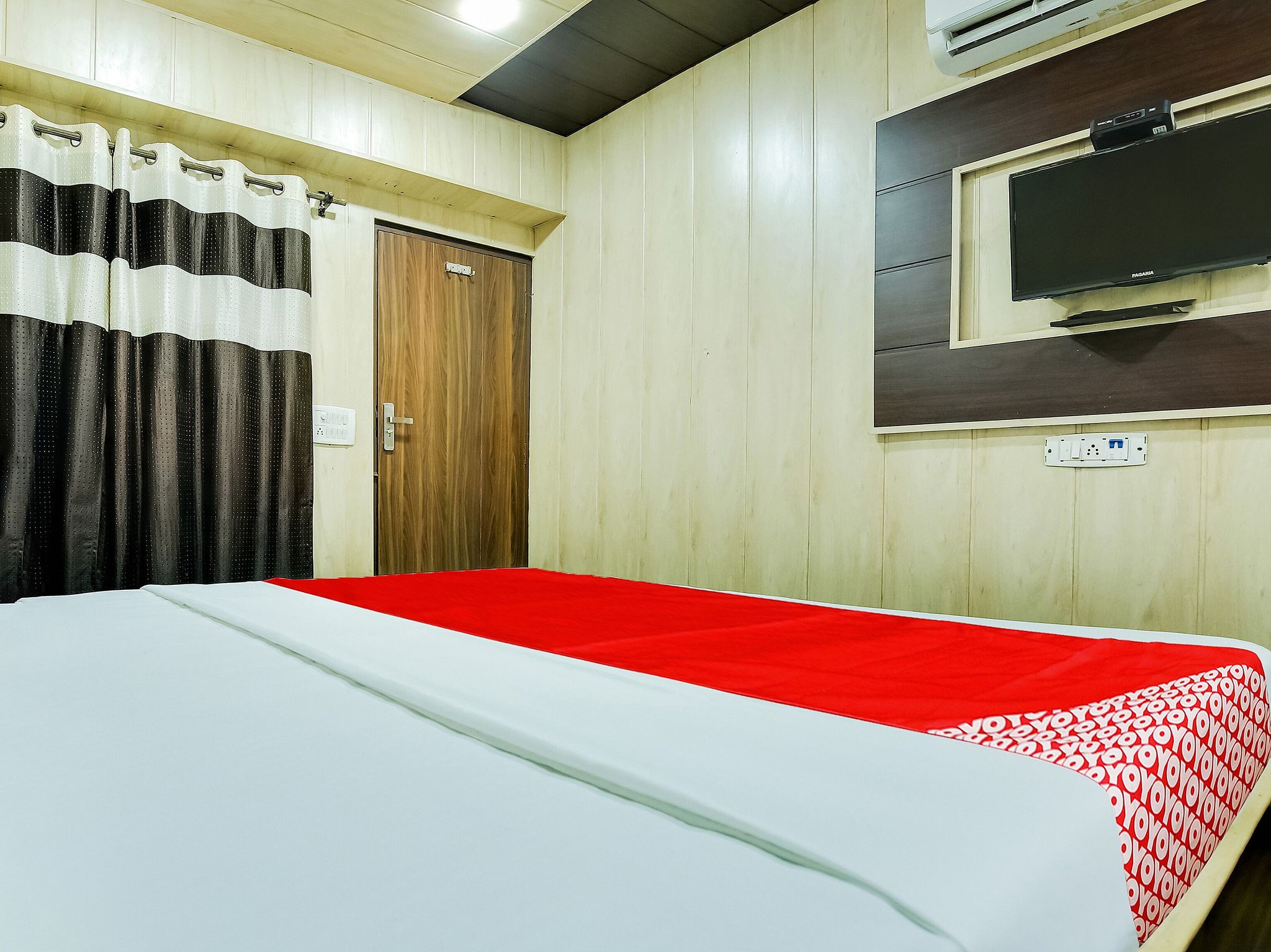 Townhouse Haibowal Chowk Near DMC Classic 13