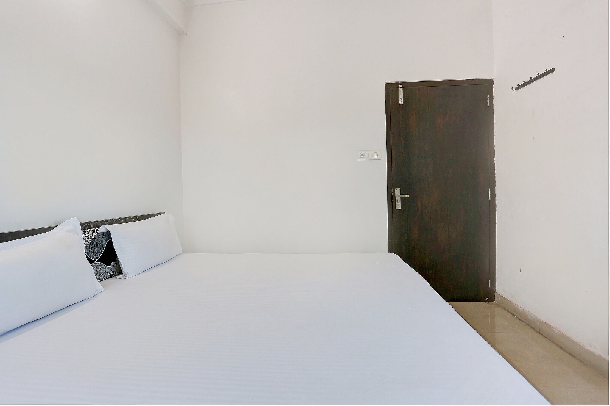 Hotel O Goverdhan Villa Classic 10