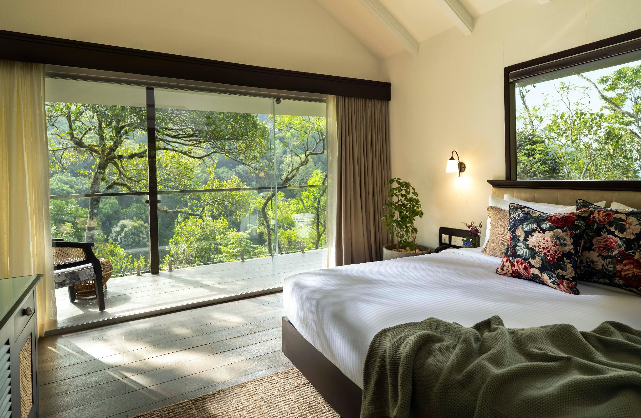 Tree House with Terrace
