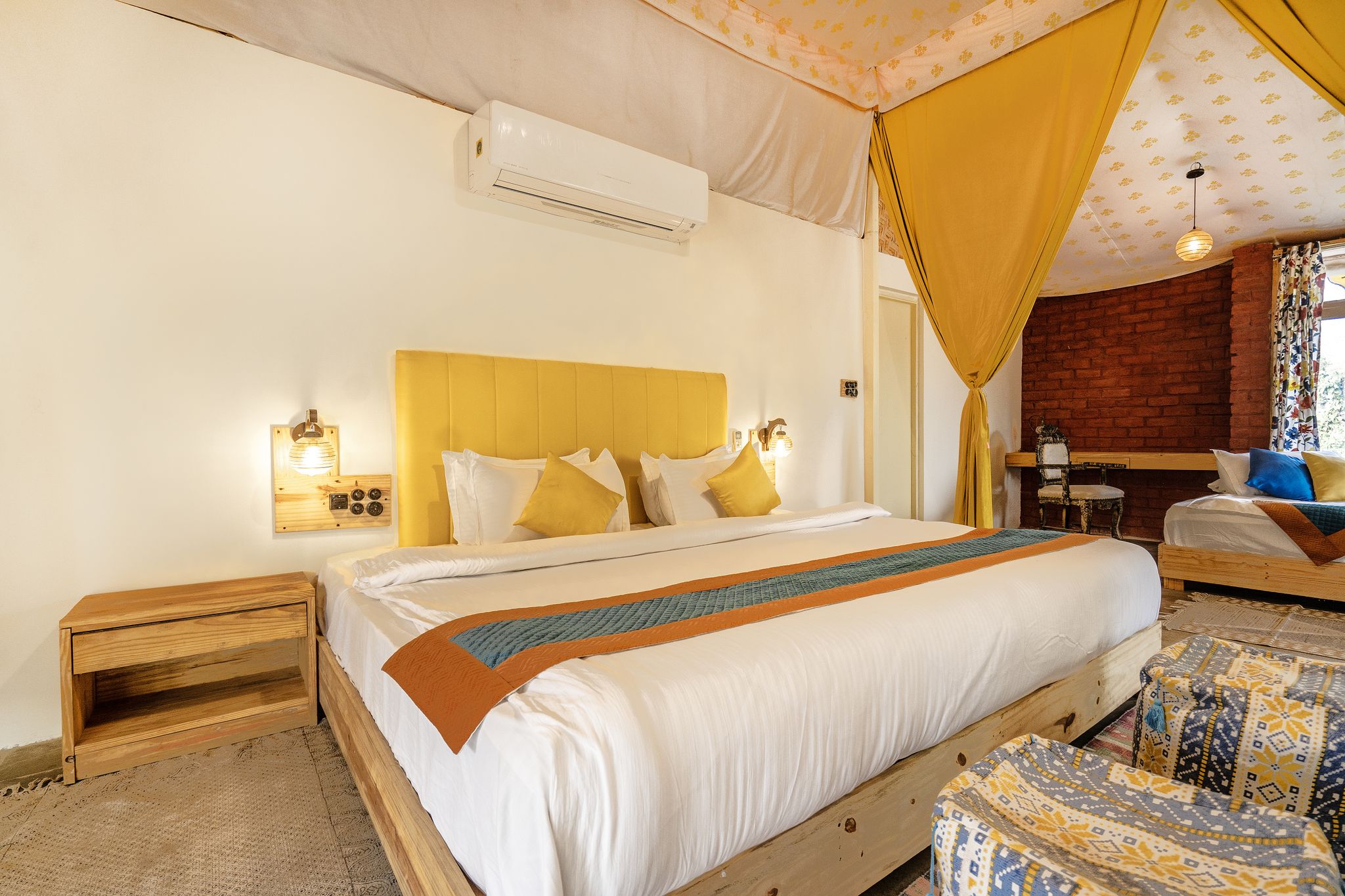 Jal Luxury Suite with Jacuzzi