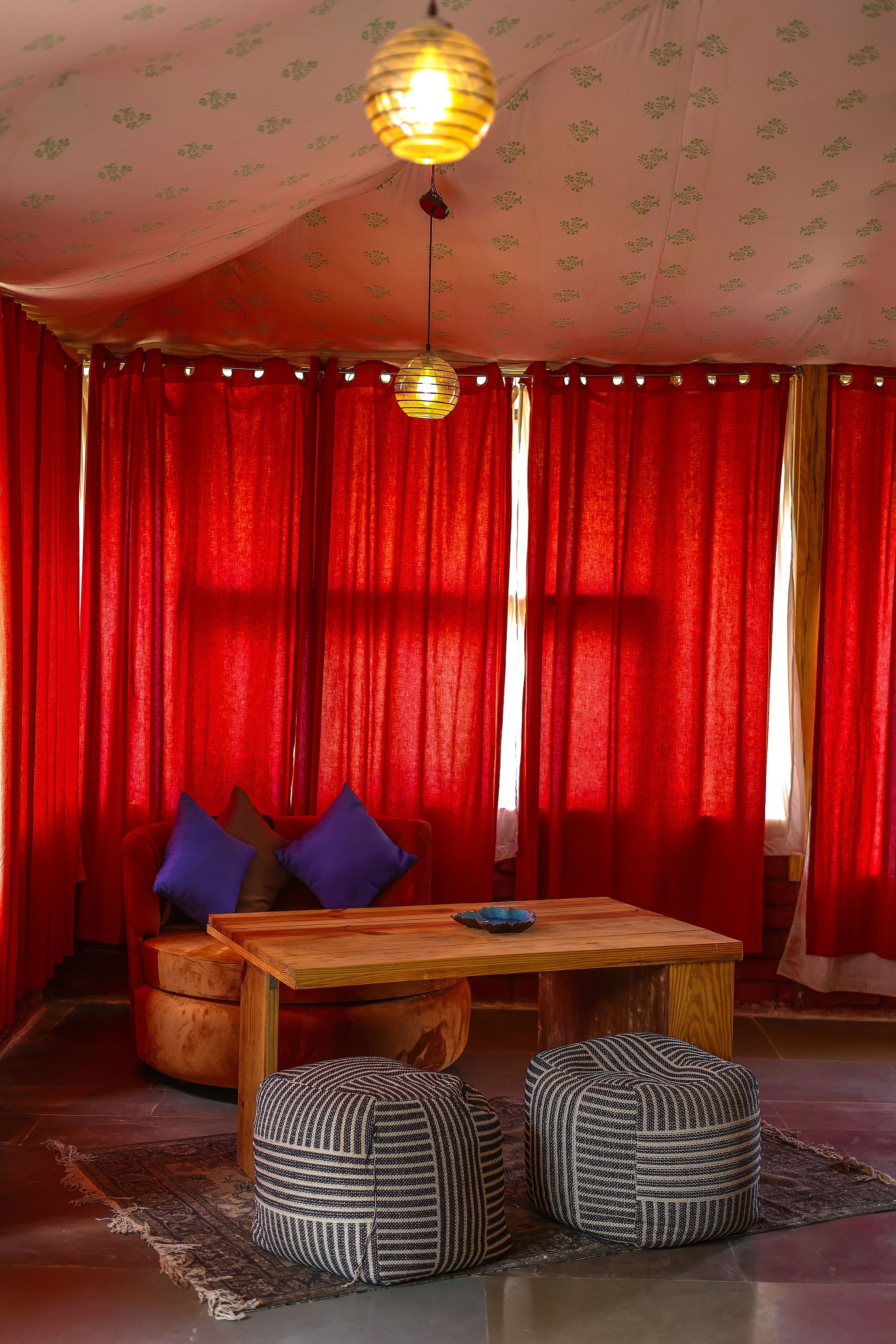 Aranya By Stories Prithvi Luxury Suite with Bathbed 7