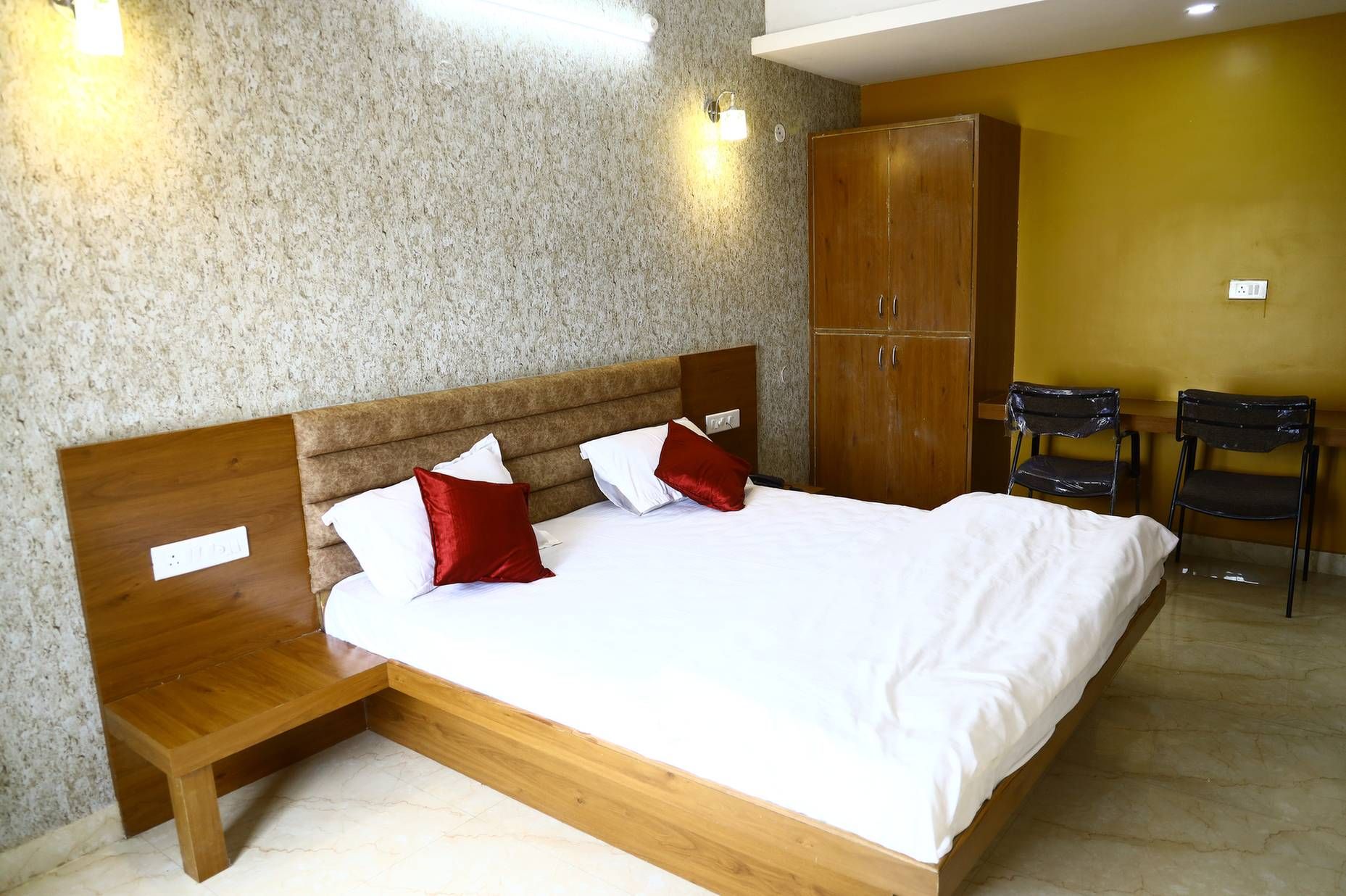 Shree Tara Heritage Deluxe Rooms 2