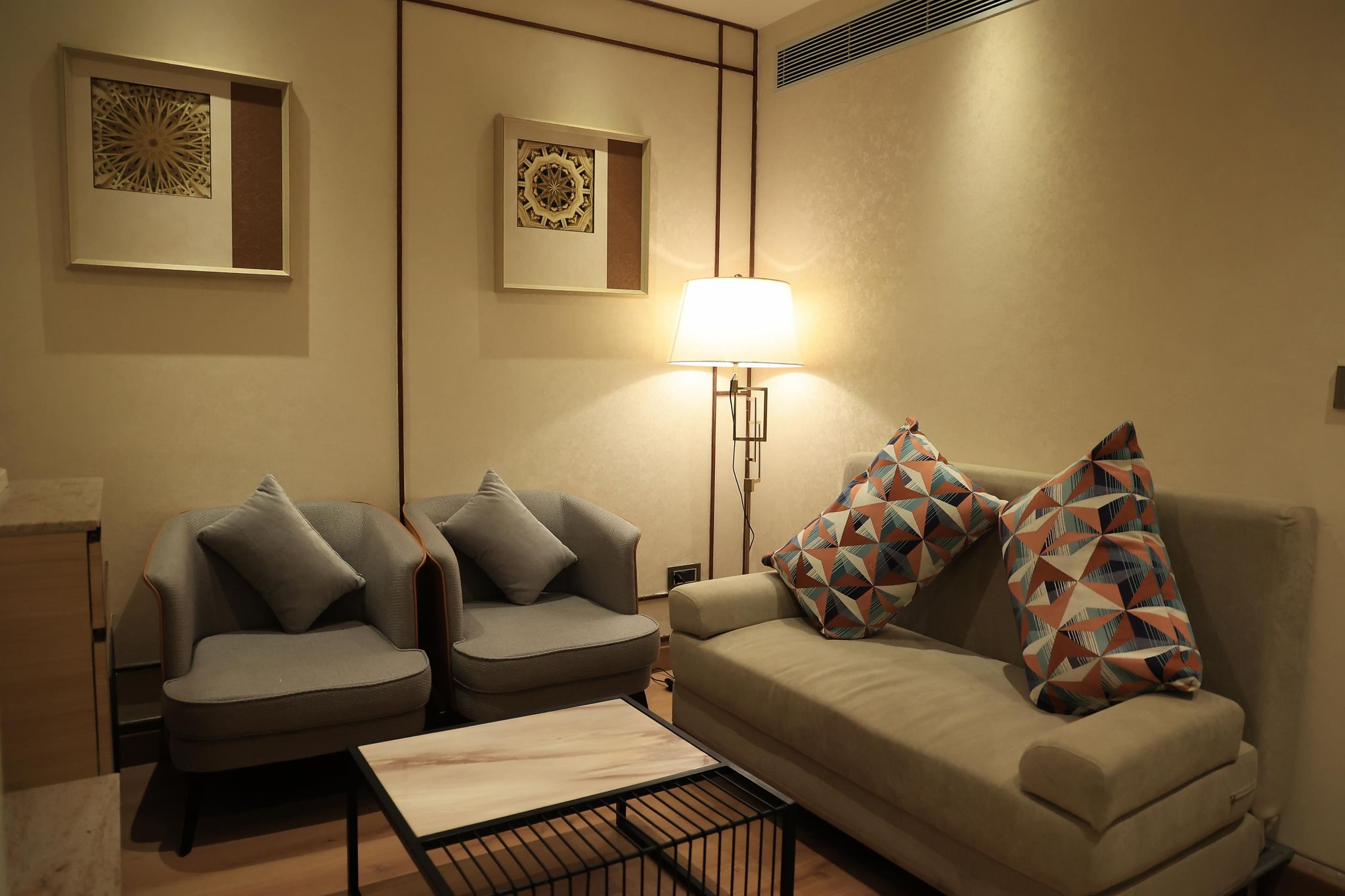 Super Deluxe Room Double Bed City View With Work Desk Along with FNB Offers