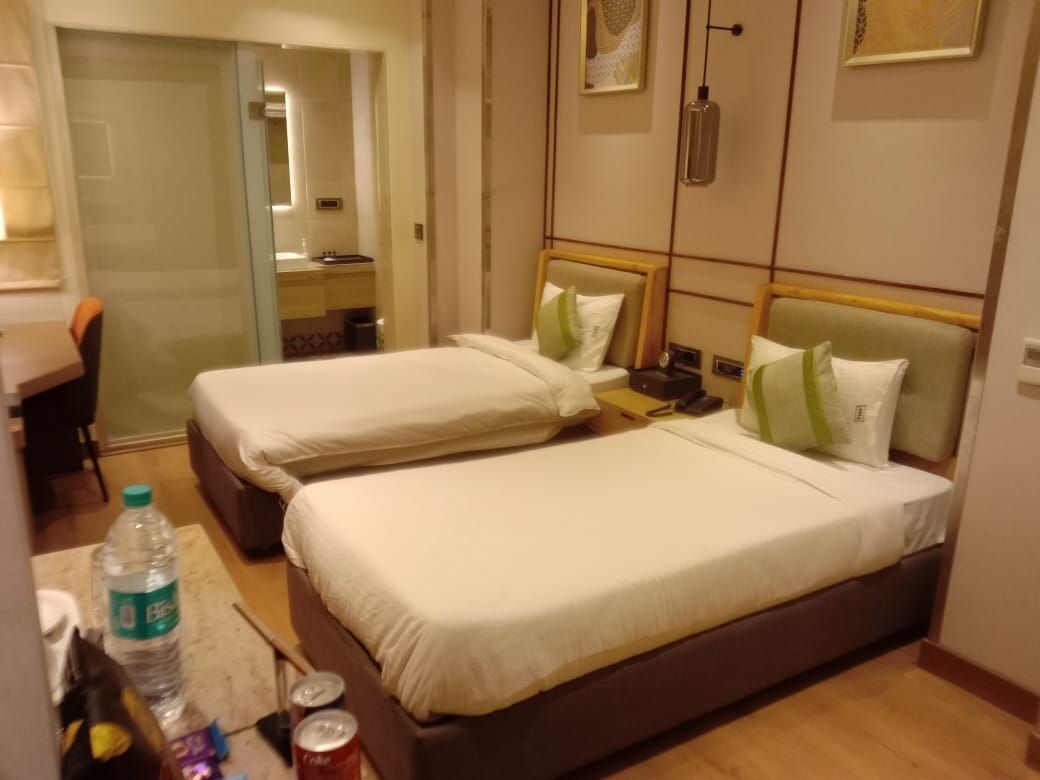 Royal Suite Double Bed With Living Area And City View With Work Desk Along with FNB Offers