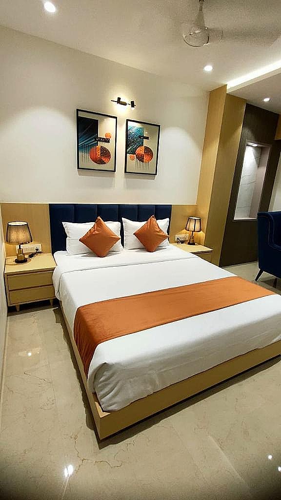 Hotel Janki Palace Deluxe Room 4