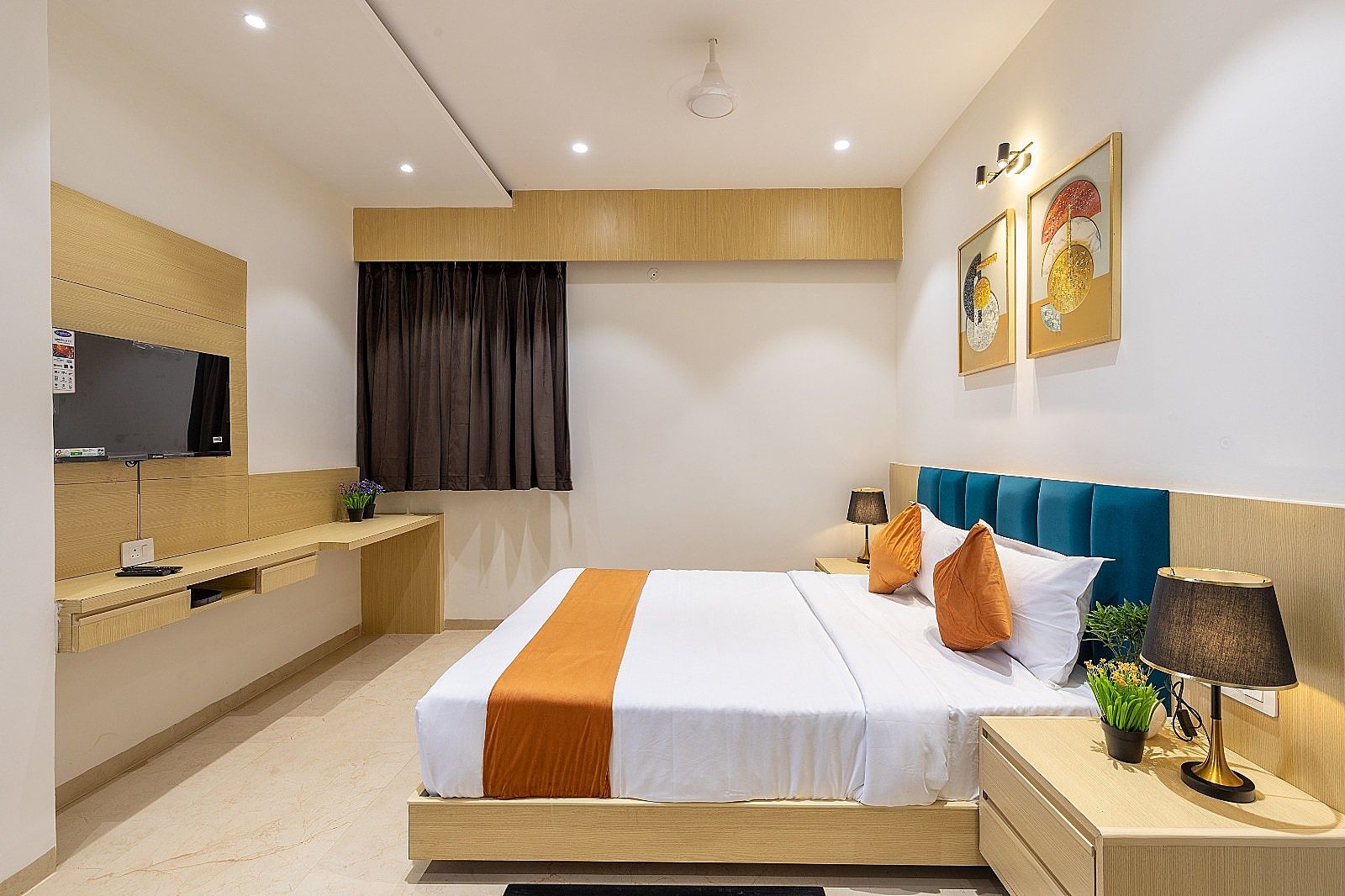 Hotel Janki Palace Deluxe Room 2