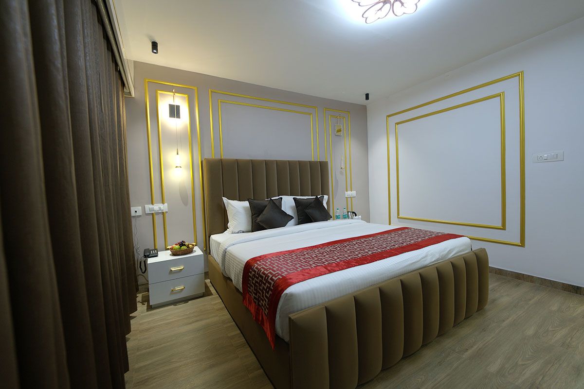 Luxury Suite- Forest Maze