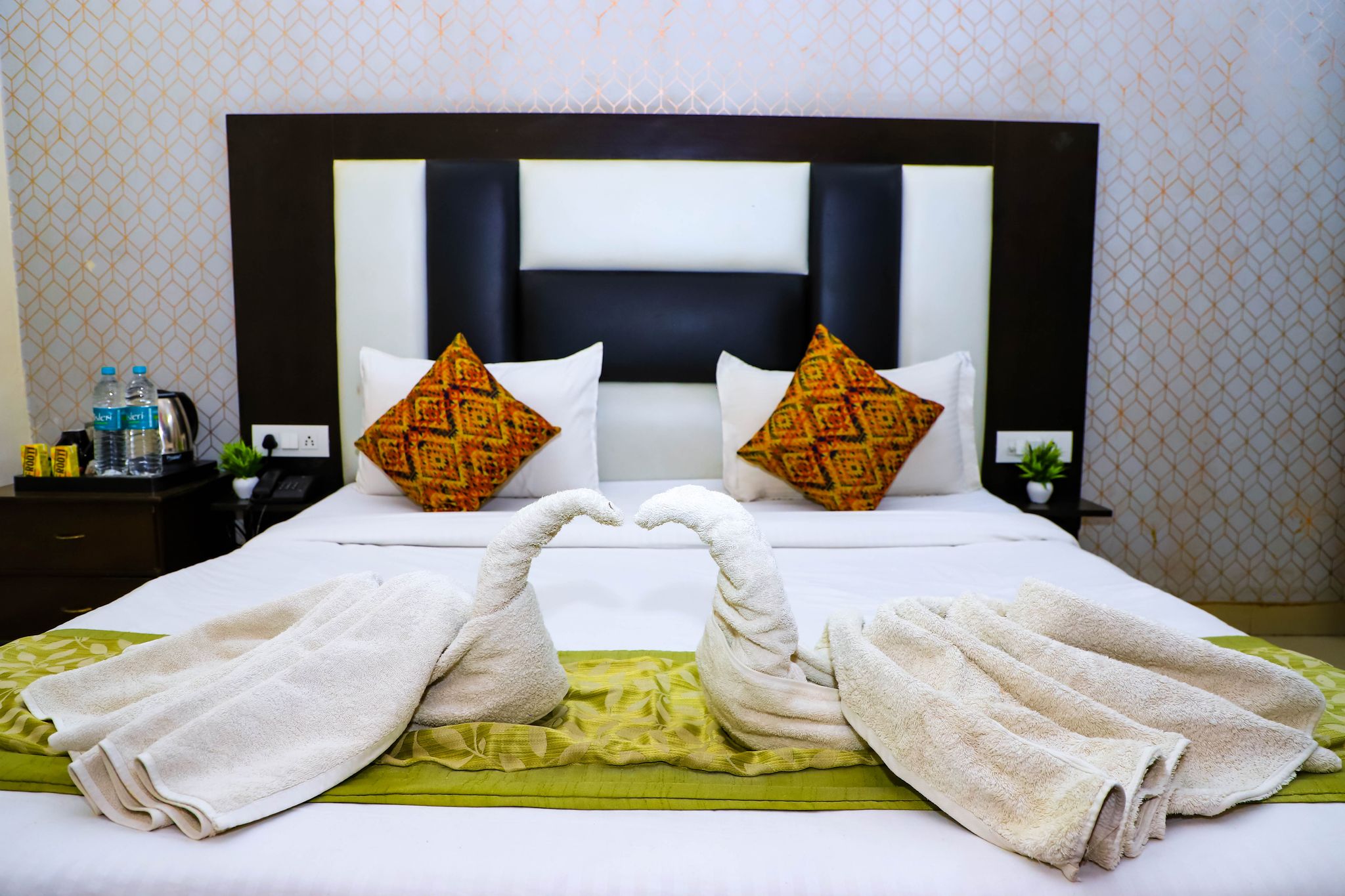 Super Deluxe (High Speed Wi-Fi)