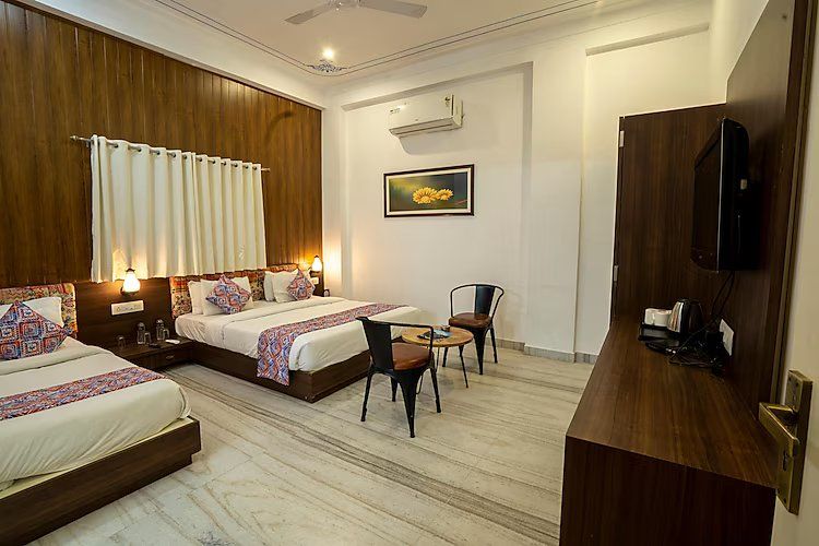 Family Triple Bed