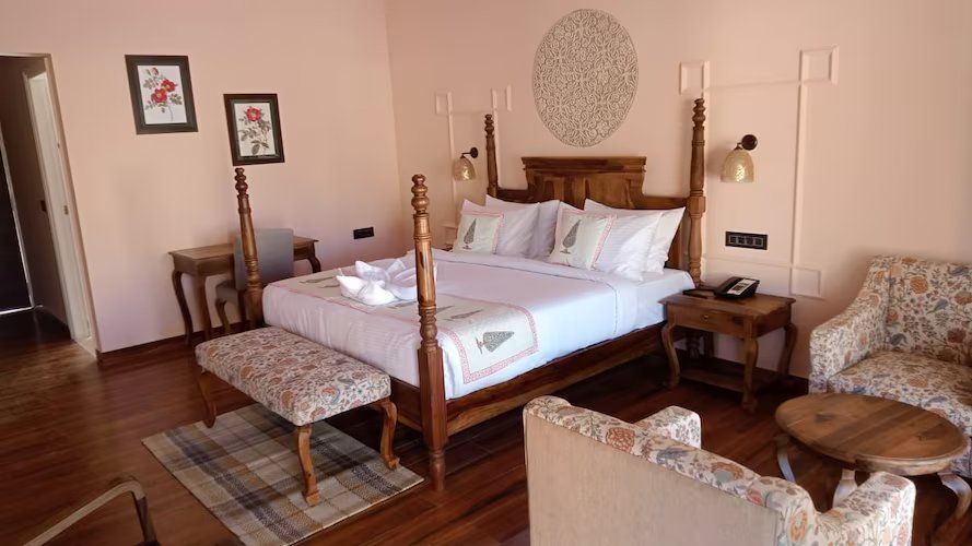 Lake View Cottage ( Club Room )