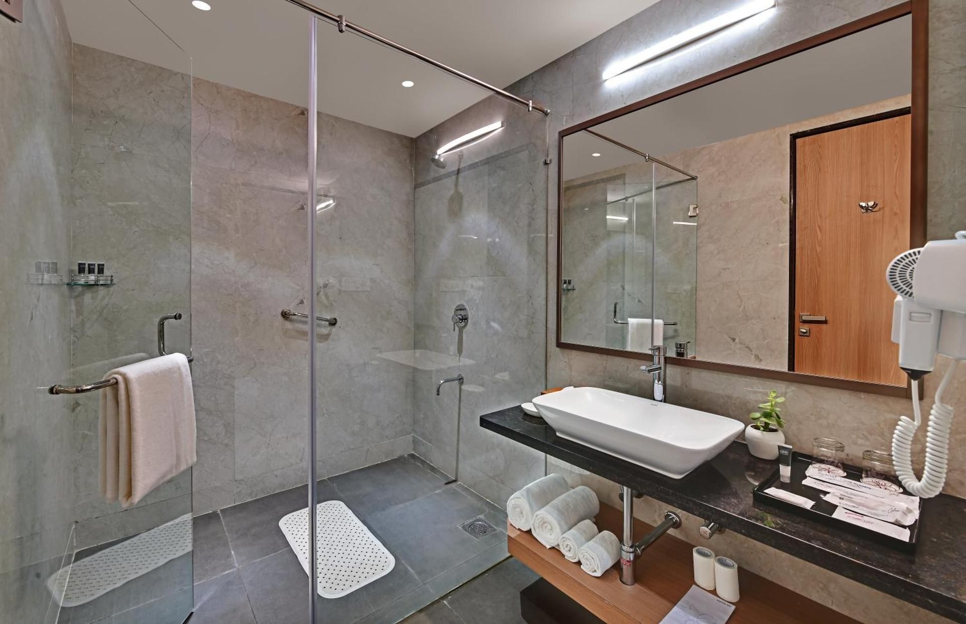 The Orchid Jamnagar Deluxe Room Twin Bed 4