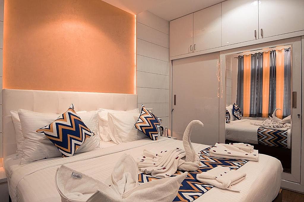 Athulya Residence Standard King Room