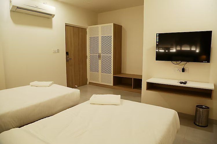 Classic Twin Room