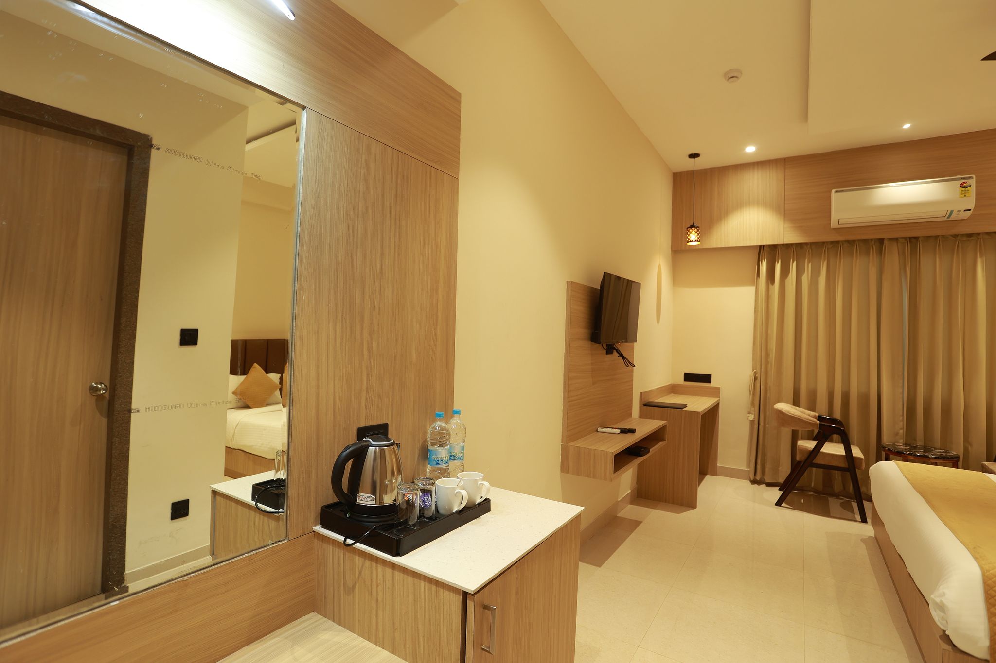 Taviral Regency Super Deluxe Room 15