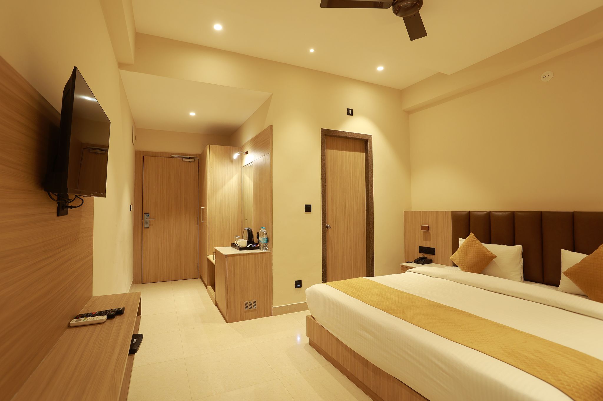 FAMILY SUITE - INTER CONNECTED 2 ROOMS