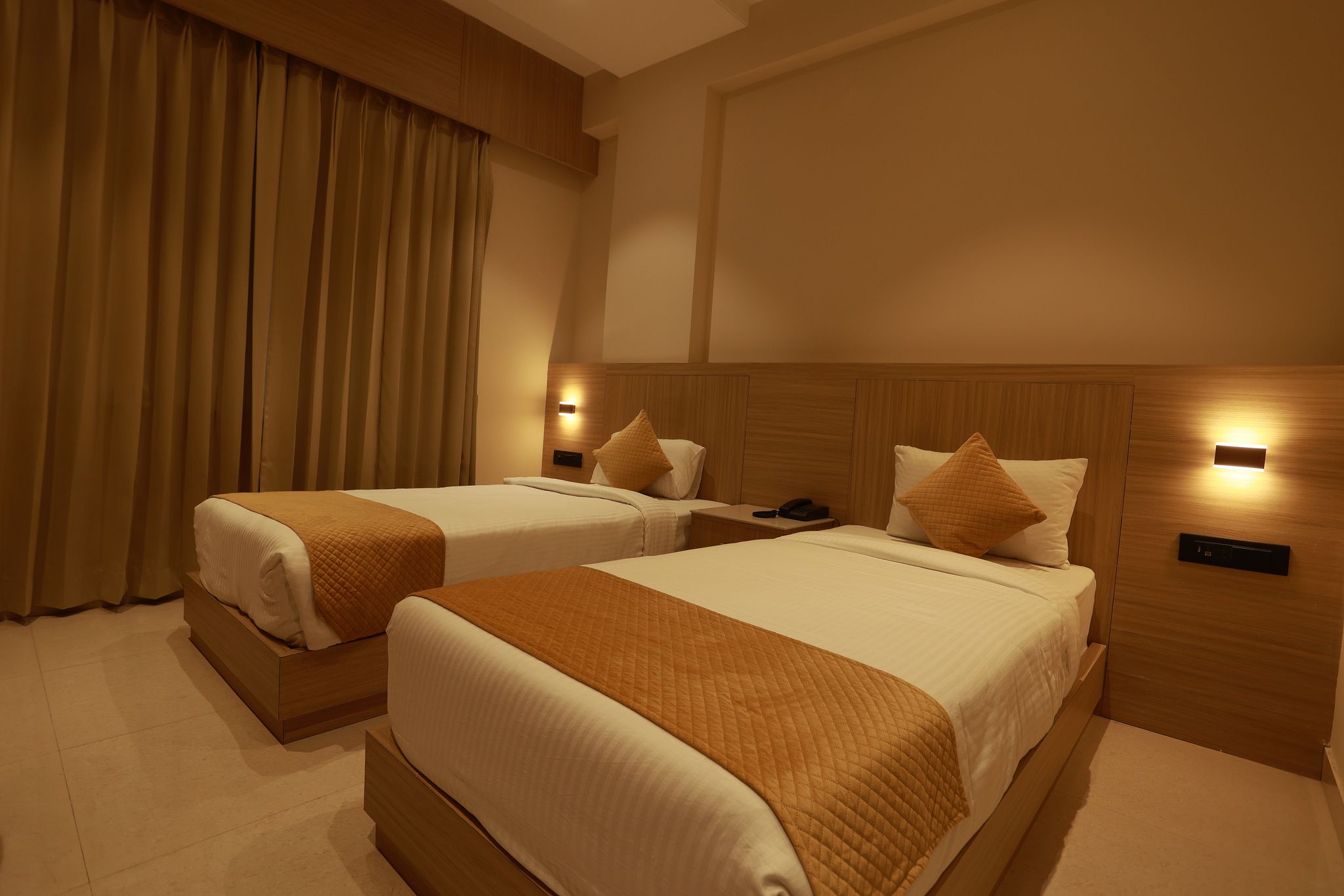 Super Deluxe Room Twin Bed