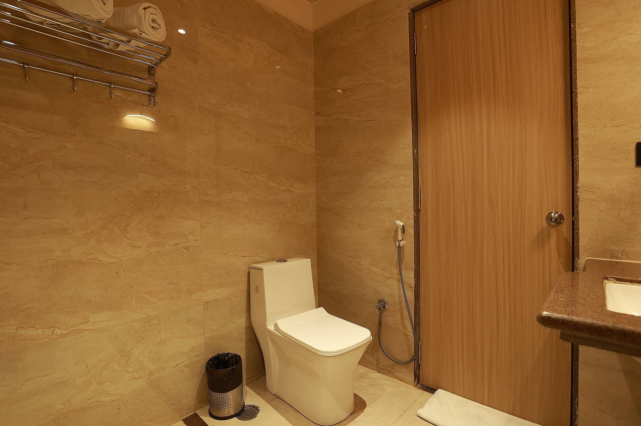 FAMILY SUITE - INTER CONNECTED 2 ROOMS