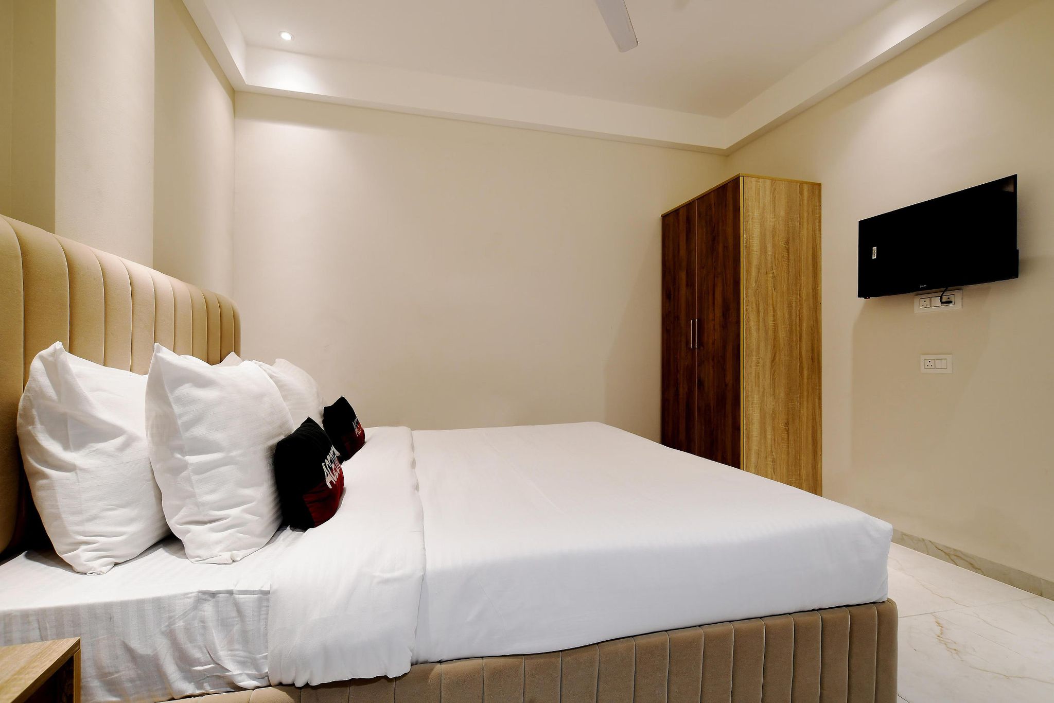 Aceotel Xpress Mint Scheme No 114 Deluxe Room 3