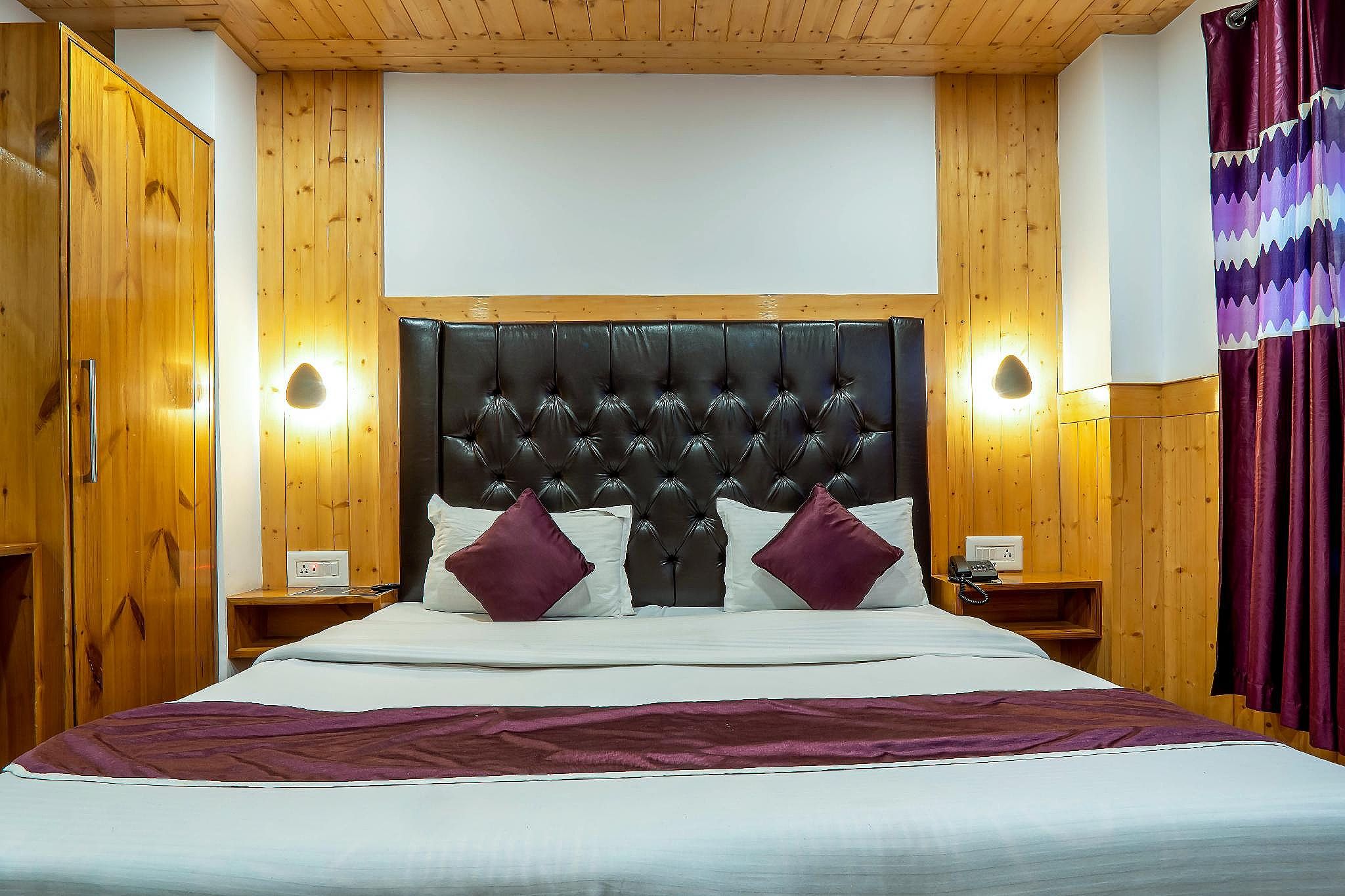 Hotel Windsor Deluxe Room 2