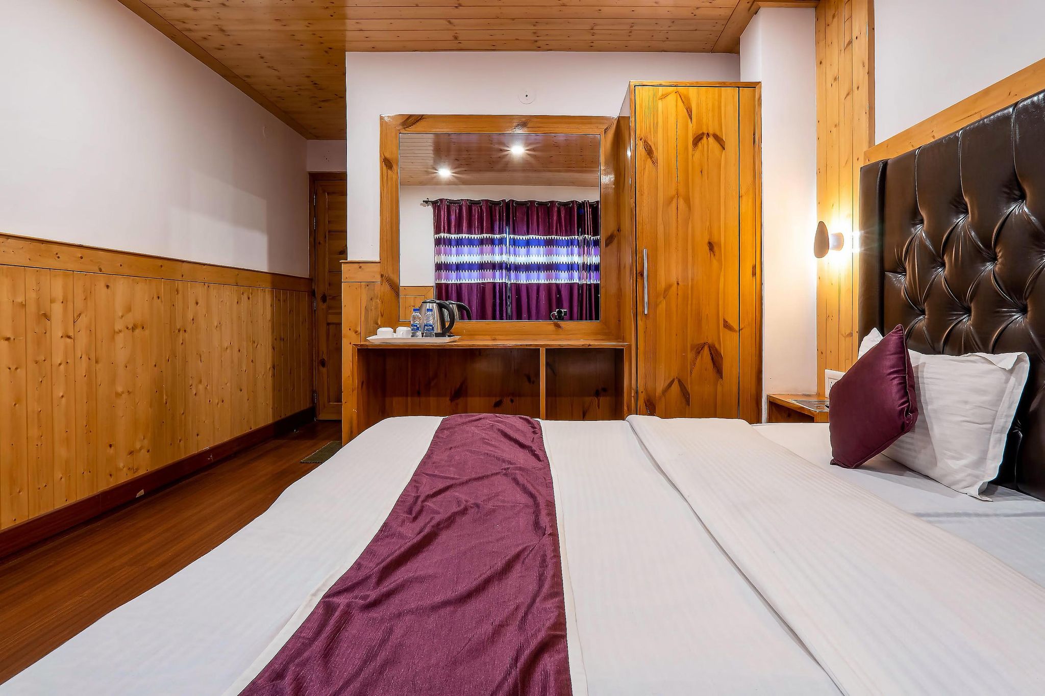 Hotel Windsor Deluxe Room 6