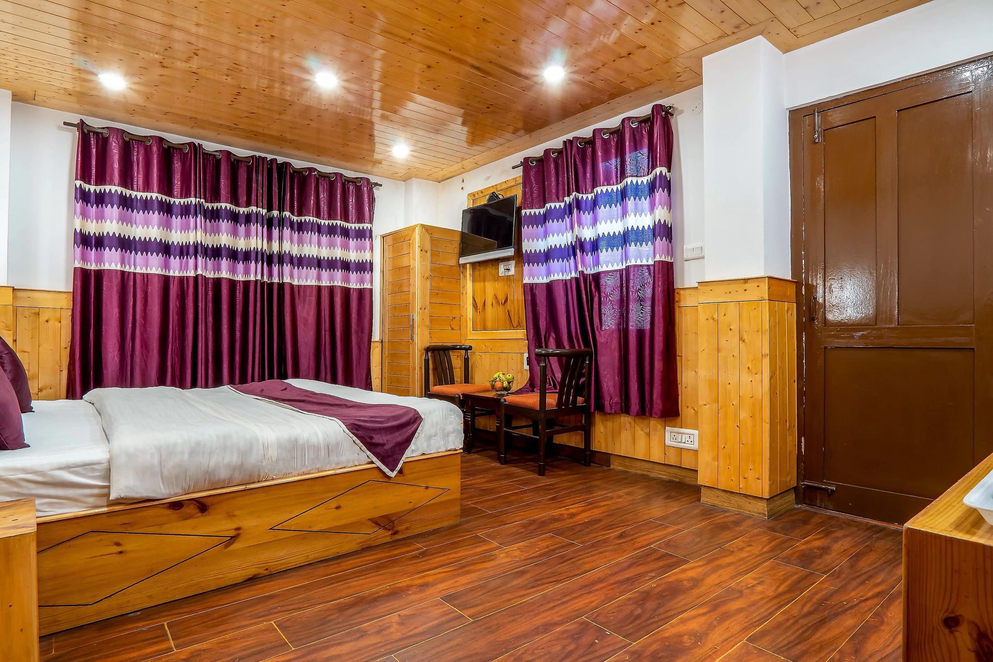 Hotel Windsor Deluxe Room 3