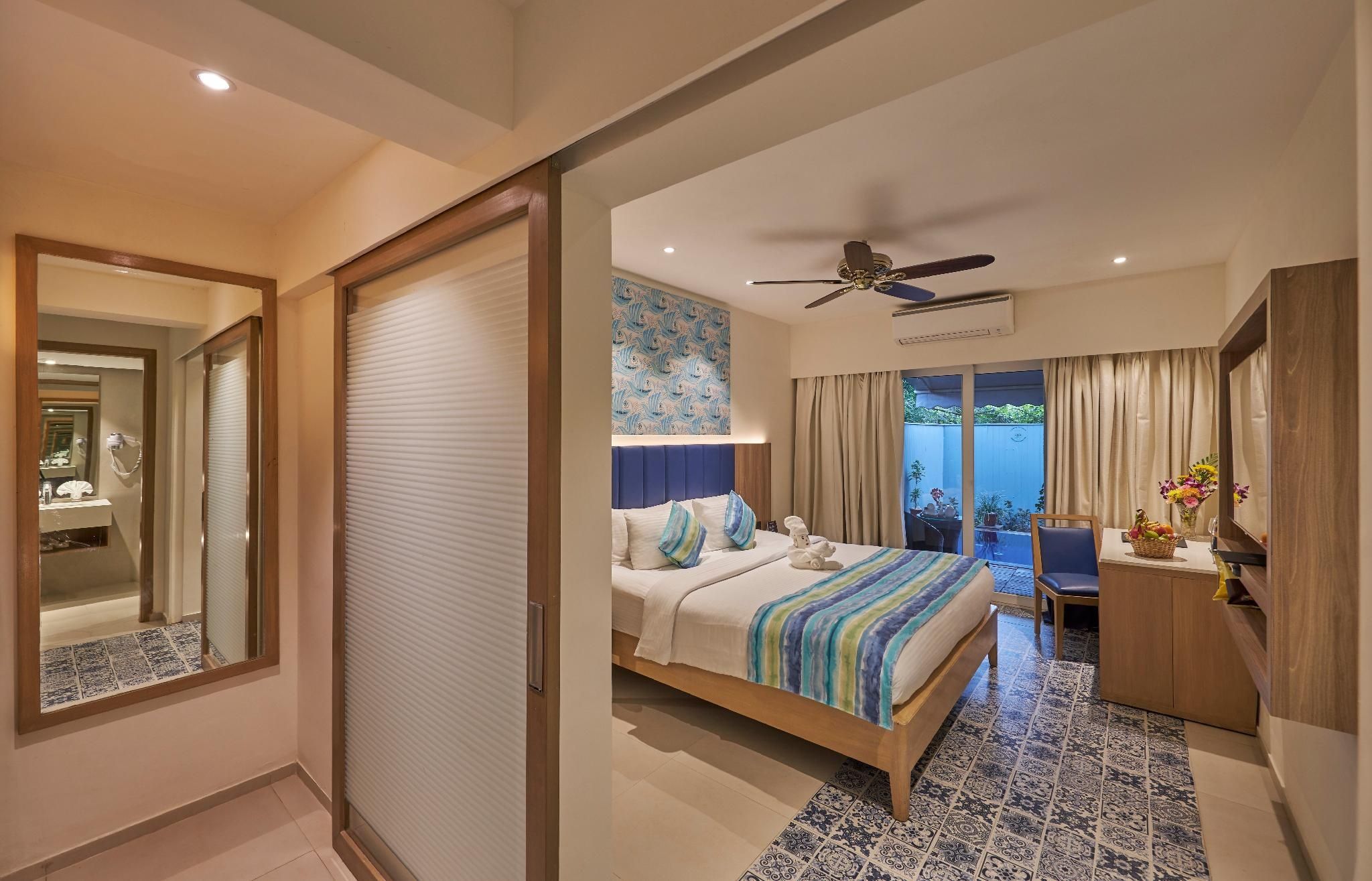 Royal Suite with King Bed