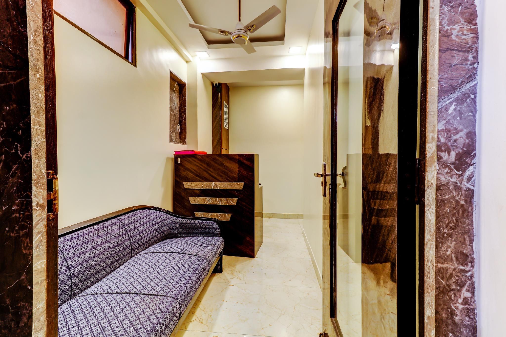 Hotel Prime Inn, Andheri West - Near Mumbai International Airport