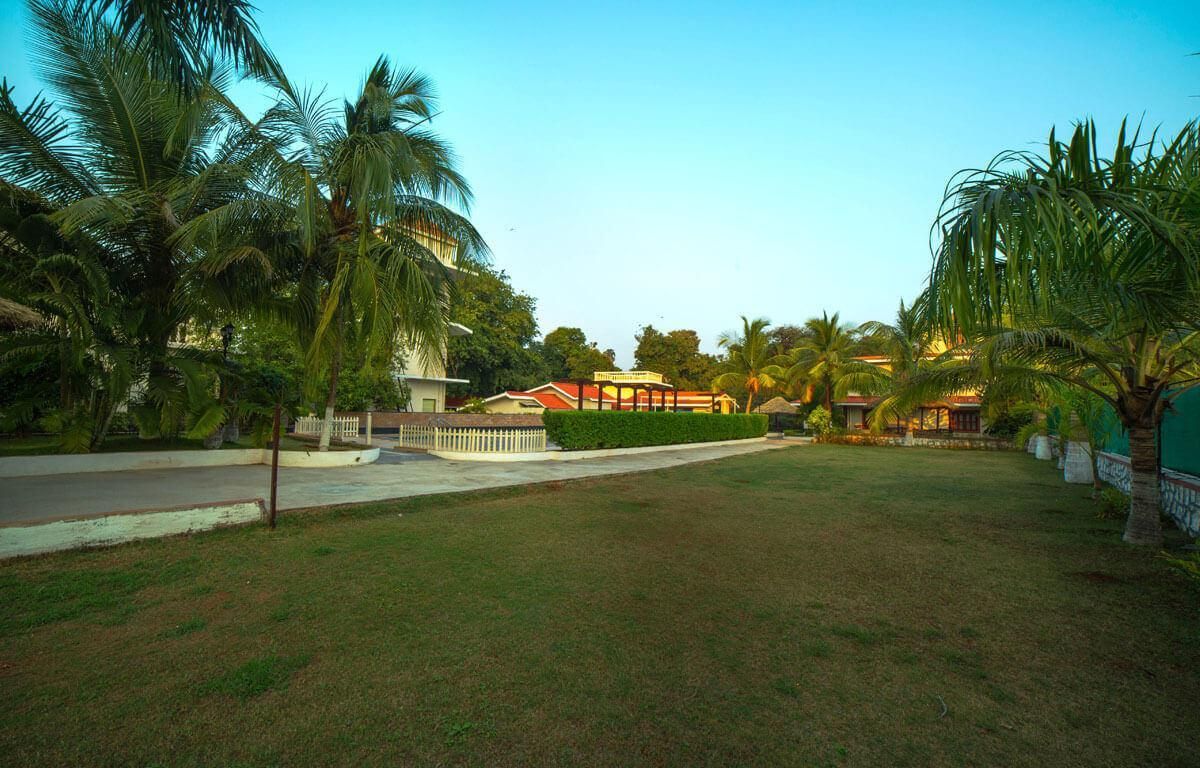 Paradise Villas & Resort exterior_view